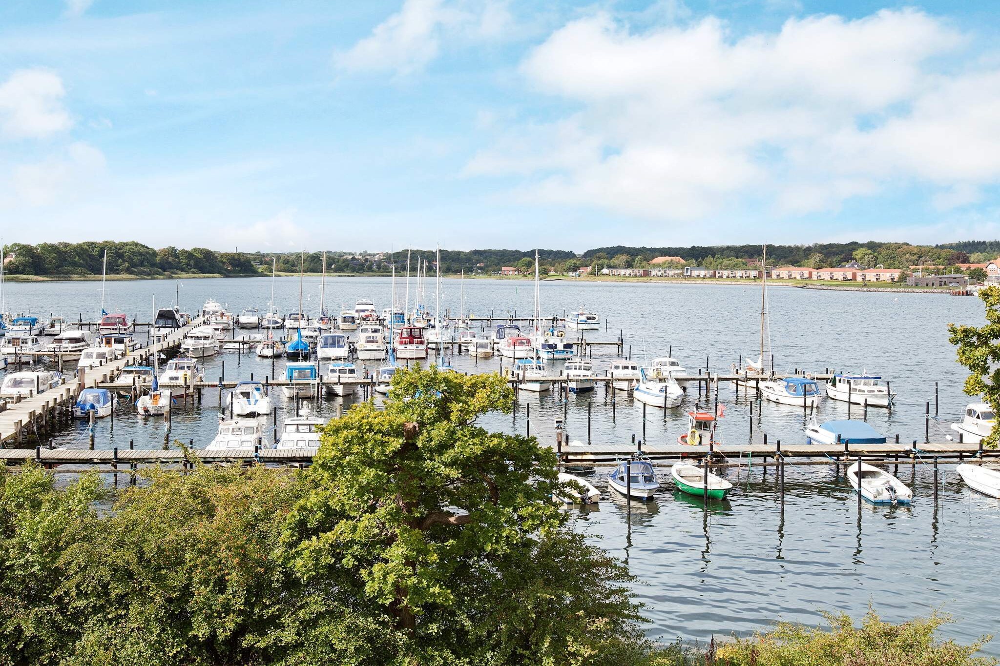 6 person holiday home on a holiday park in Gråsten