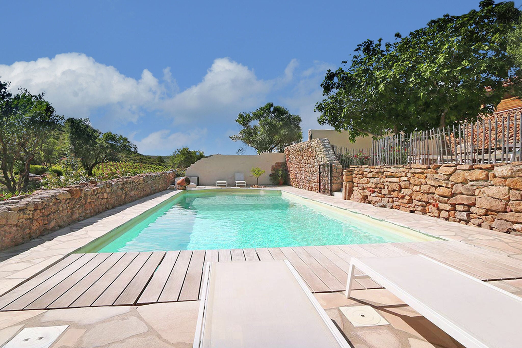 Prachtig appartement in Villesèque-des-Corbières met zwembad