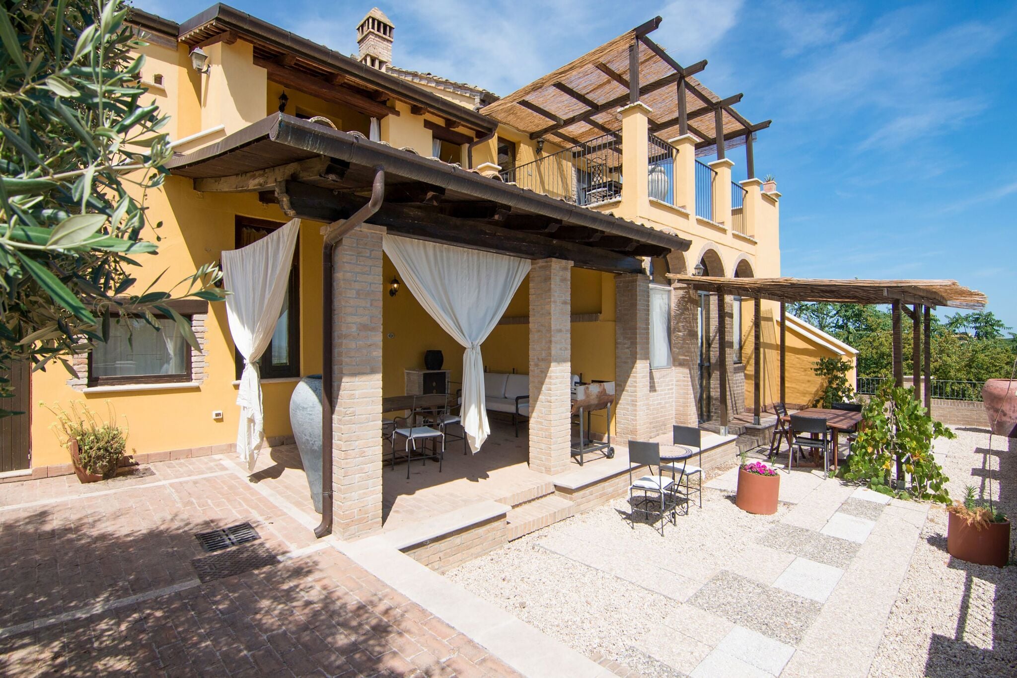 Authentiek appartement in Ascoli Piceno met een bubbelbad