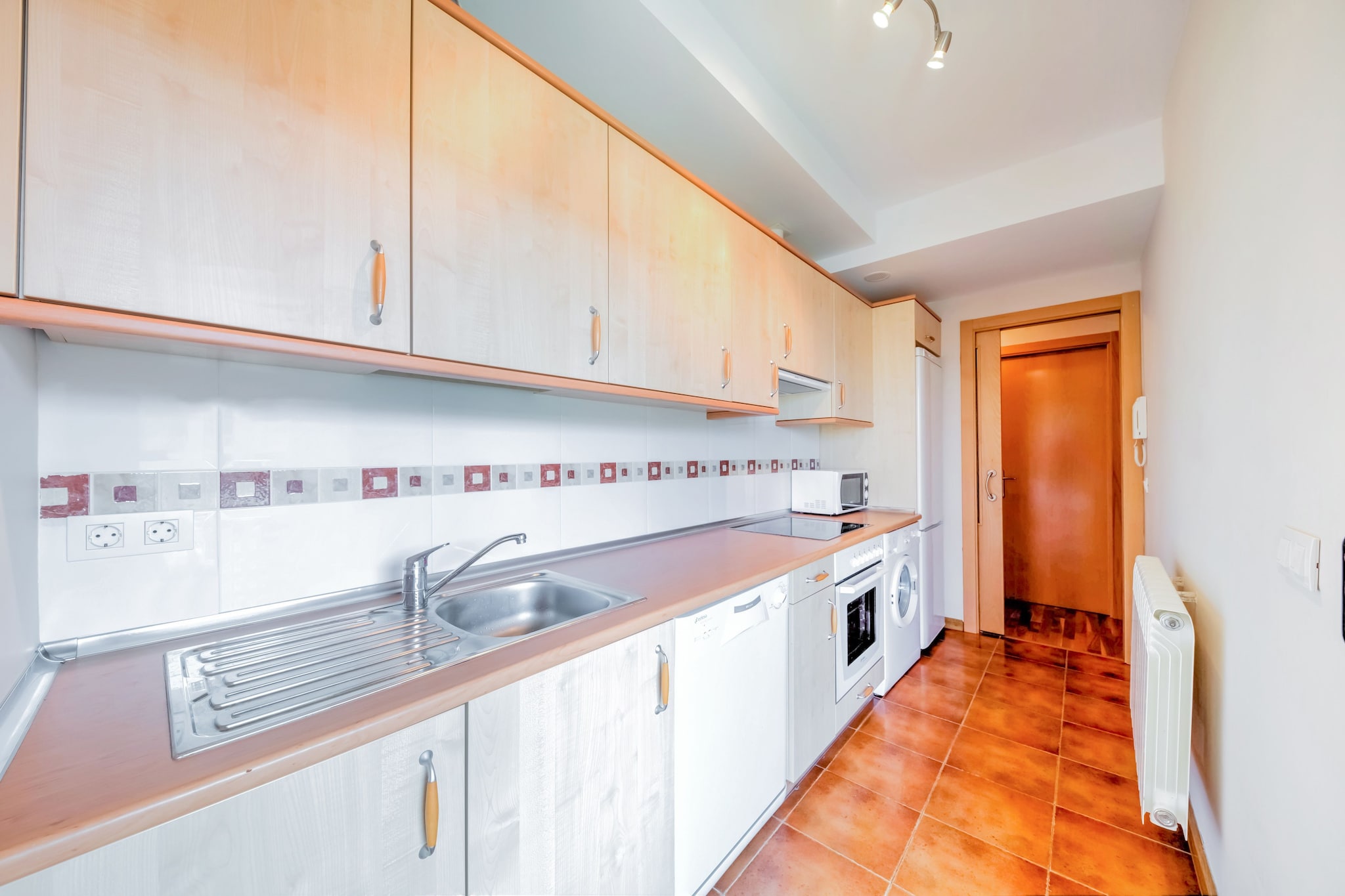 Modern Apartment near Cirueña Vineyards