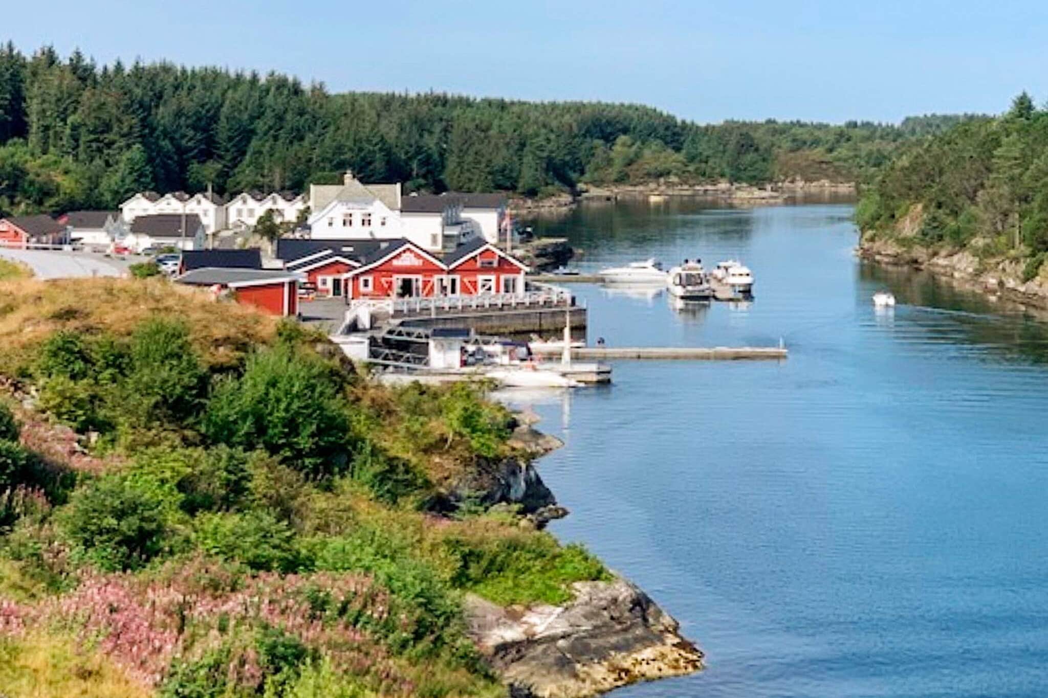 Maison de vacances pour 6 a Austrheim - Vue sur l'eau