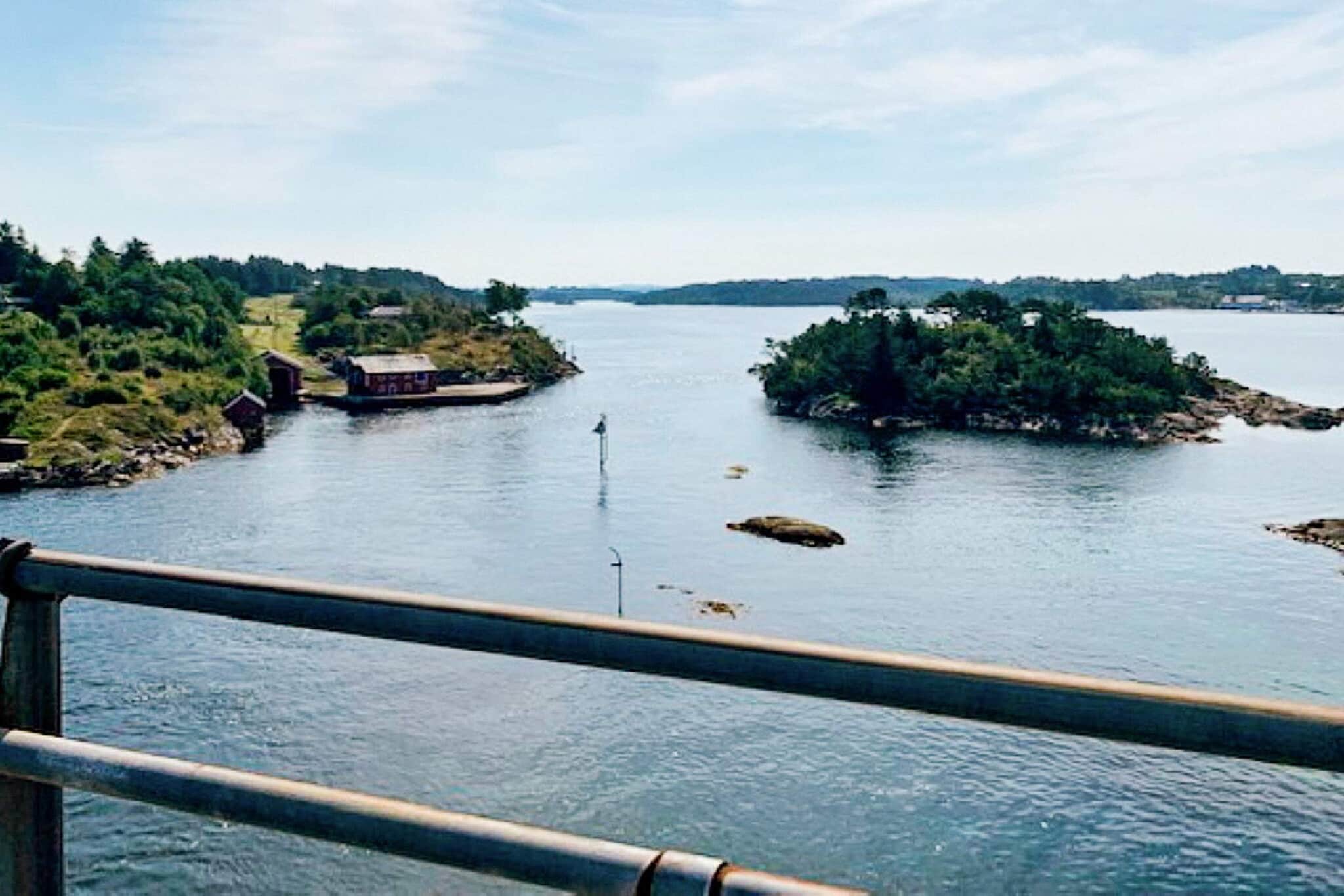 Maison de vacances pour 6 a Austrheim - Vue sur l'eau