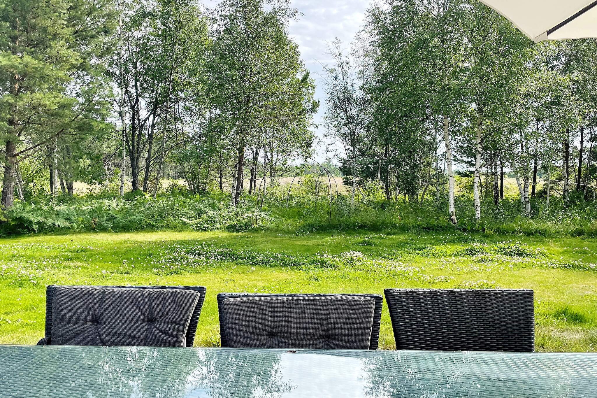 10 Personen Ferienhaus in KATTHAMMARSVIK - Im Freien