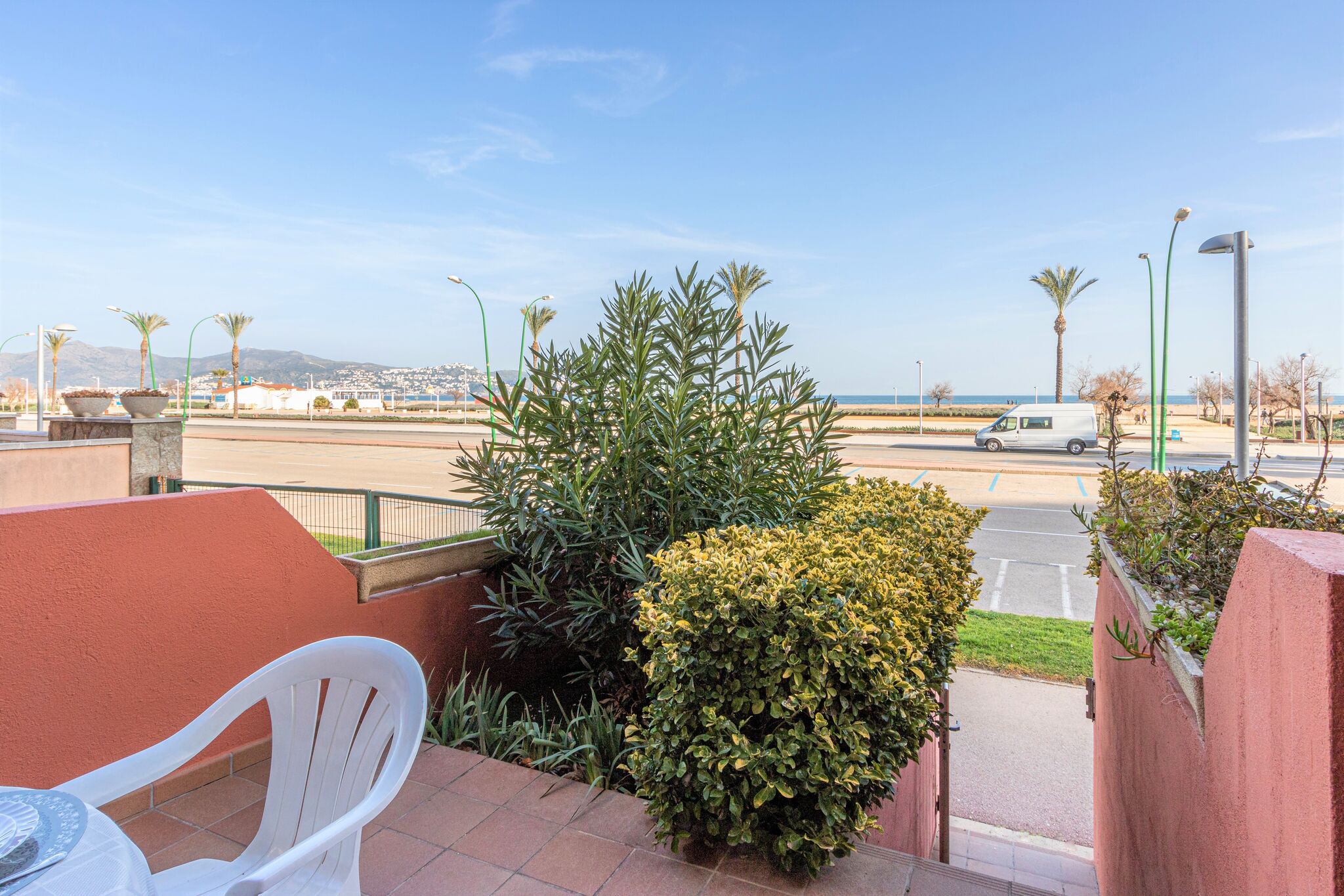 modern furnished apartment on the beach of Empuriabrava