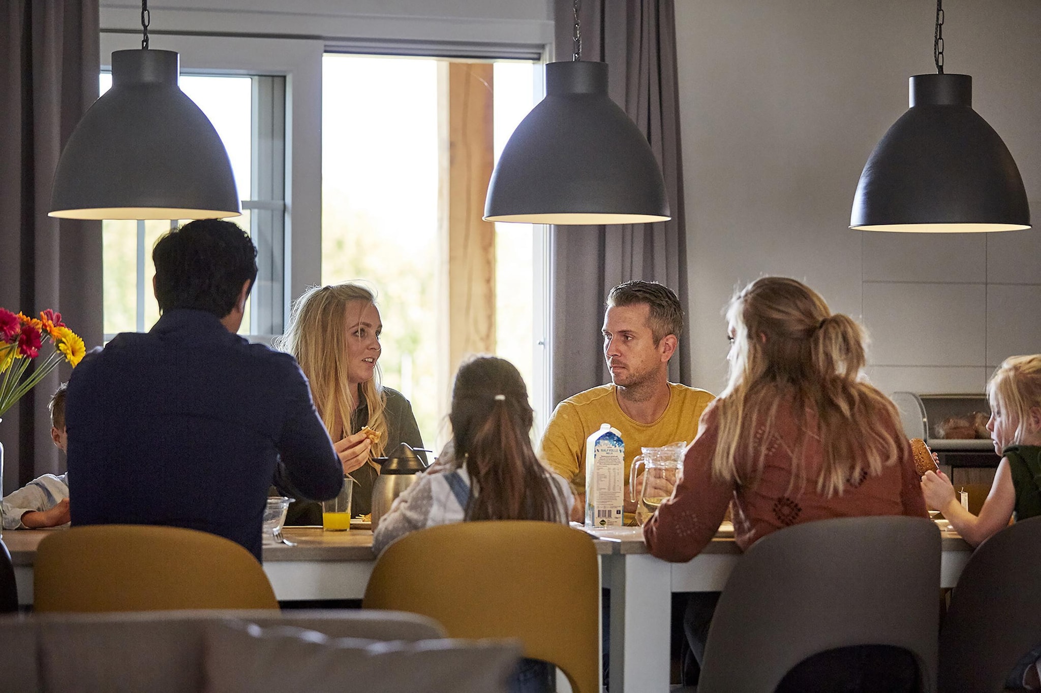 Buitenhof De Leistert 32-Eetkamer
