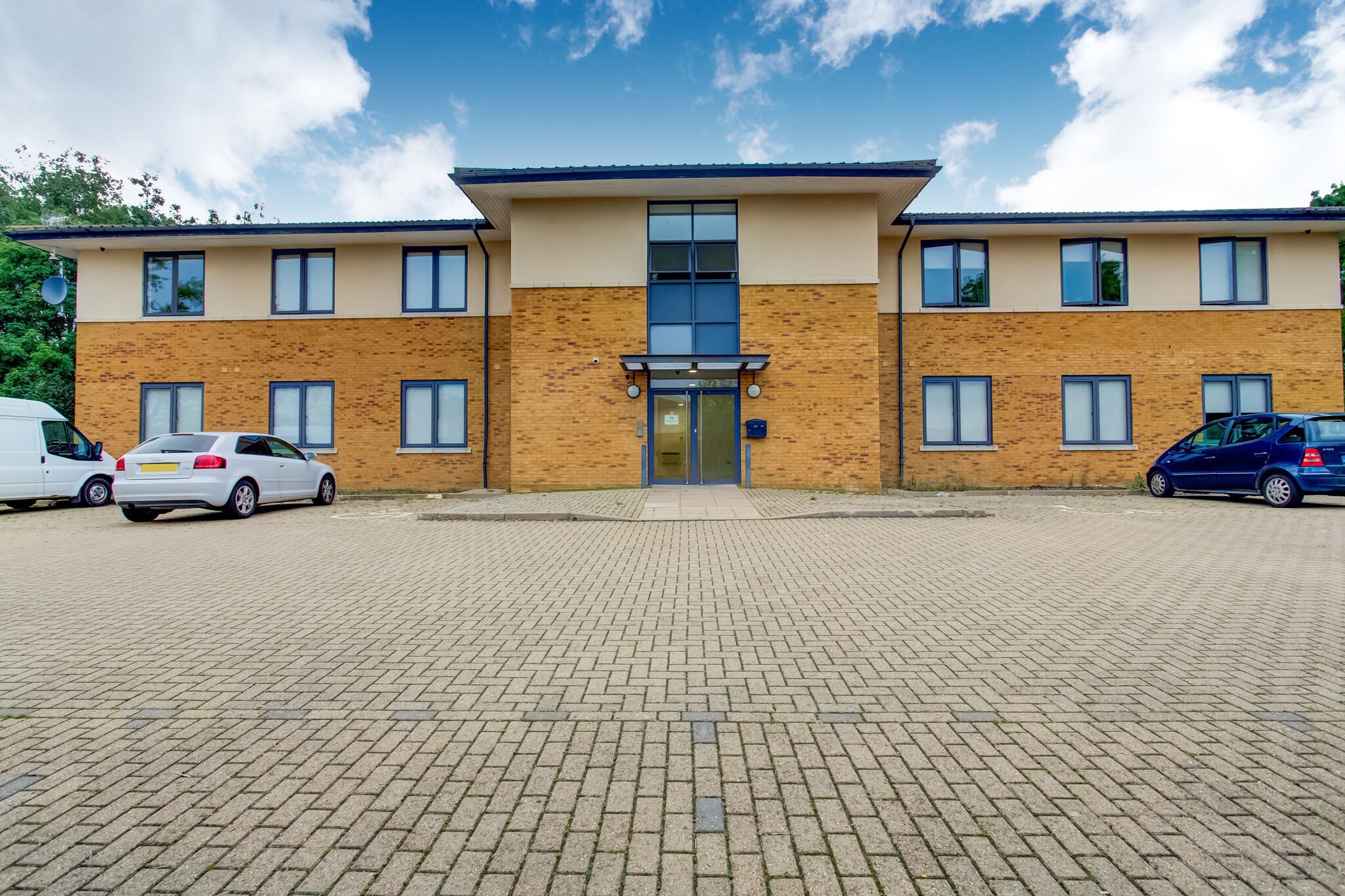 Spacious Apartment in Milton Keynes near Gulliverâs Theme Park