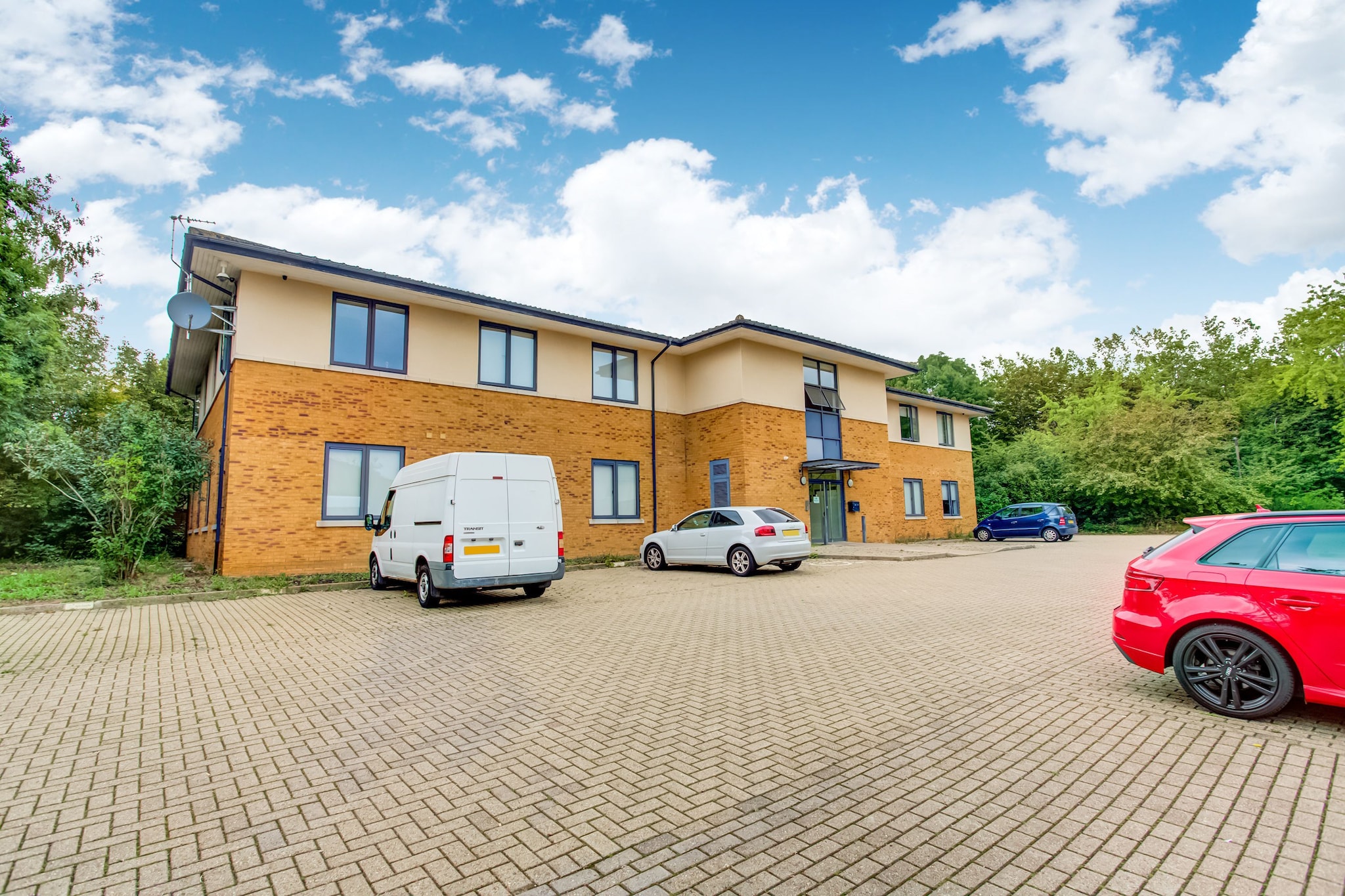 Spacious Apartment in Milton Keynes near Gulliverâs Theme Park