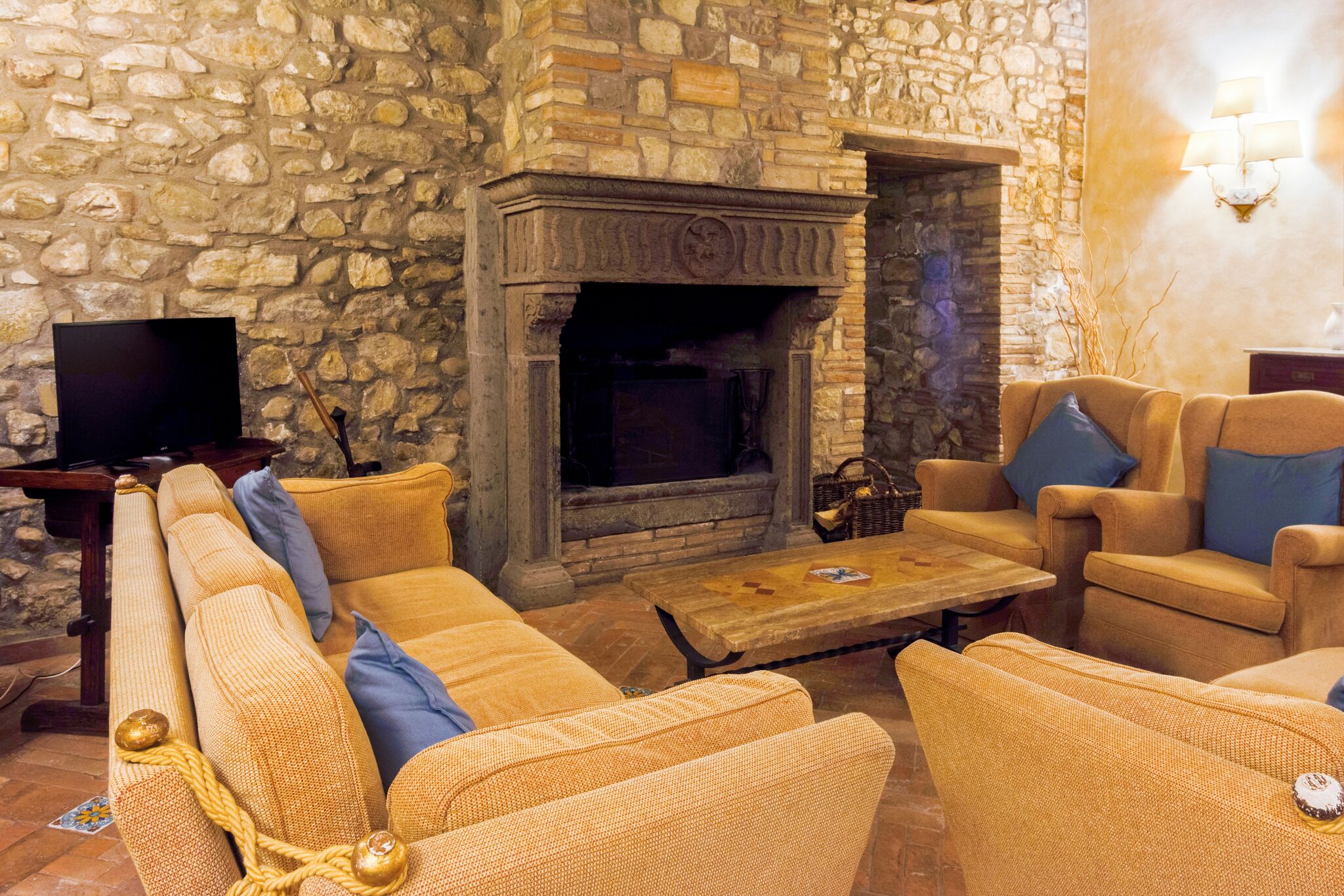 Attraktives Ferienhaus in Collazzone mit Sauna und Pool