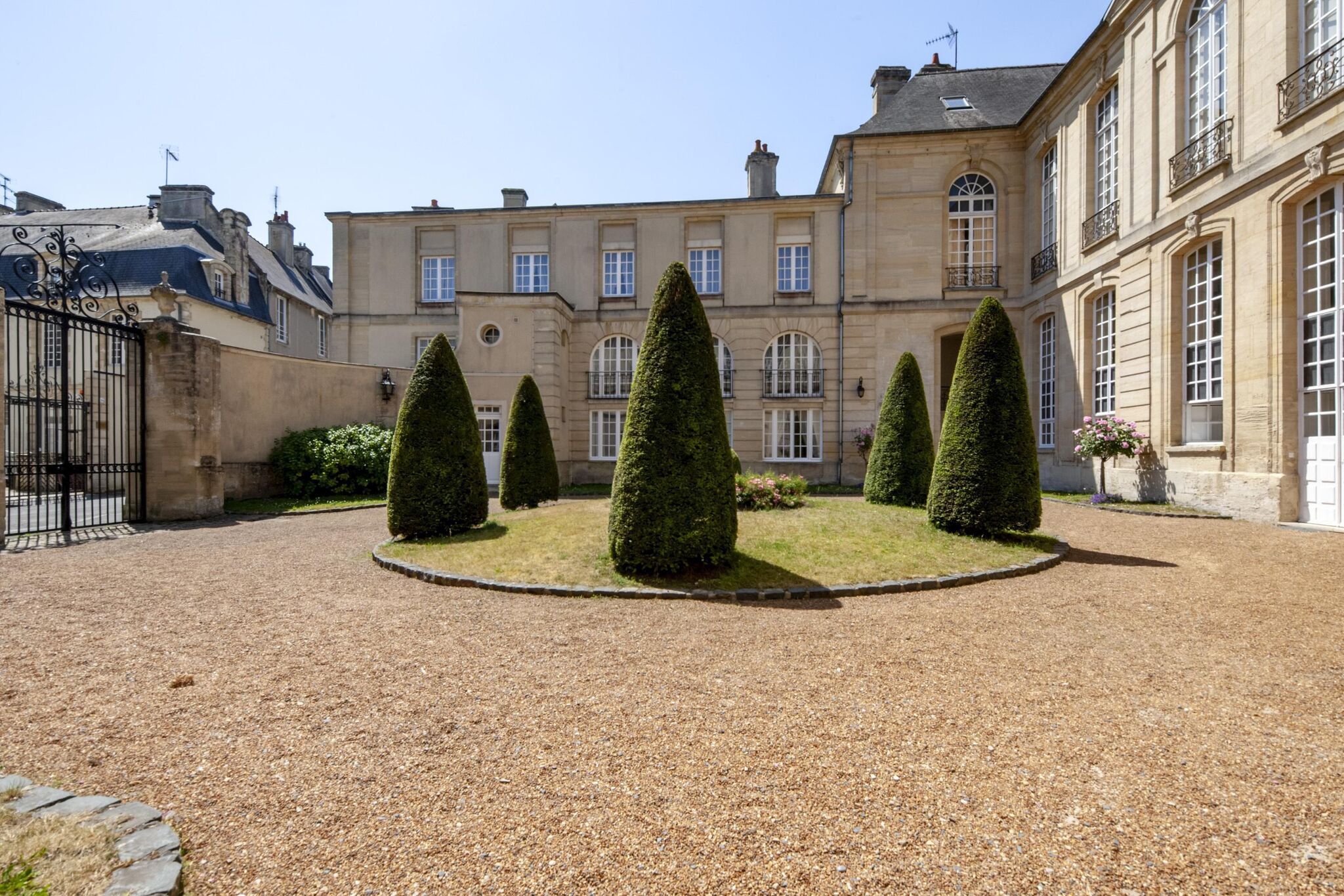 Karakteristiek appartement in Bayeux bij het centrum