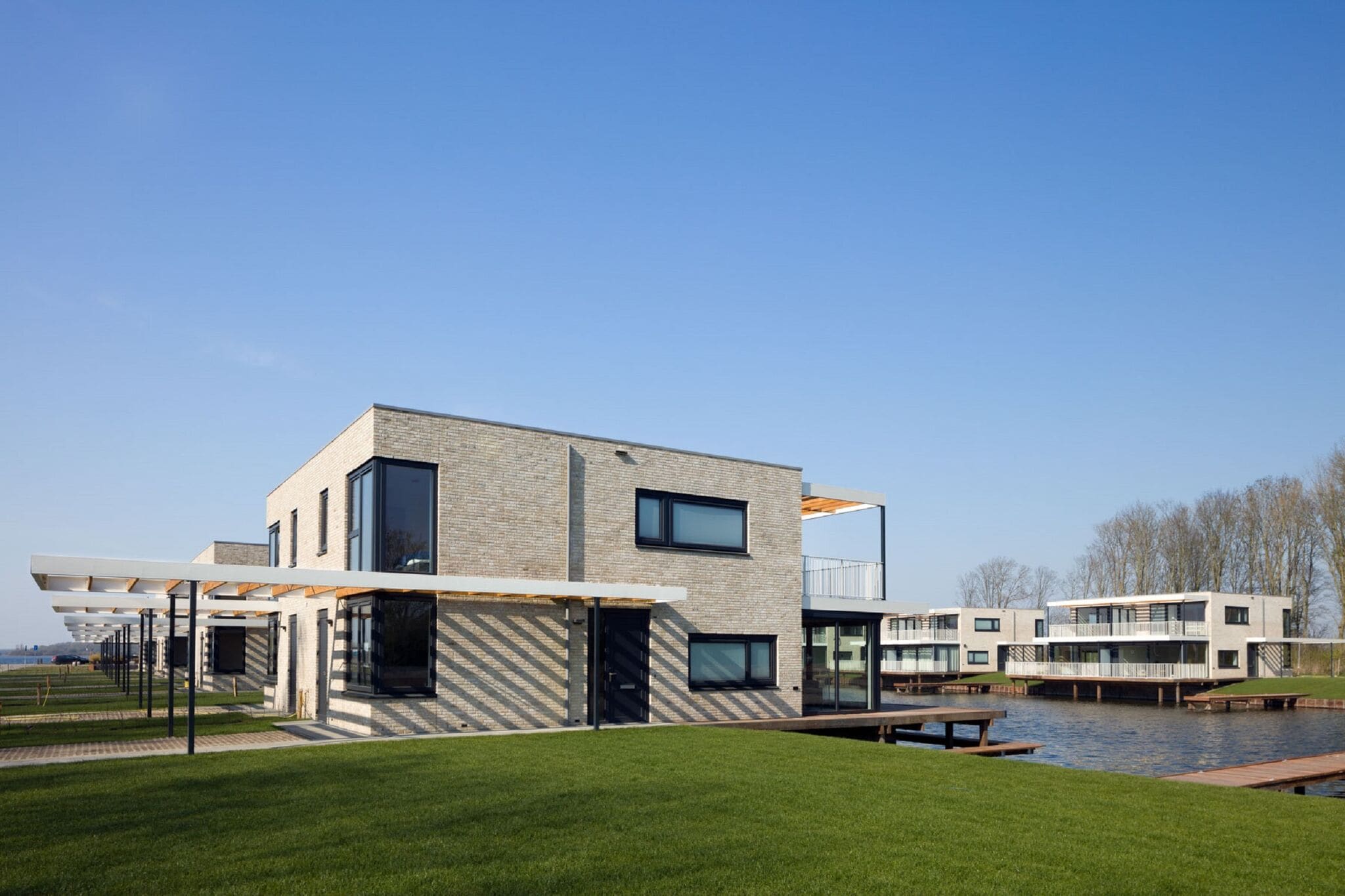 Luxury villa with jetty, at the Veerse Meer