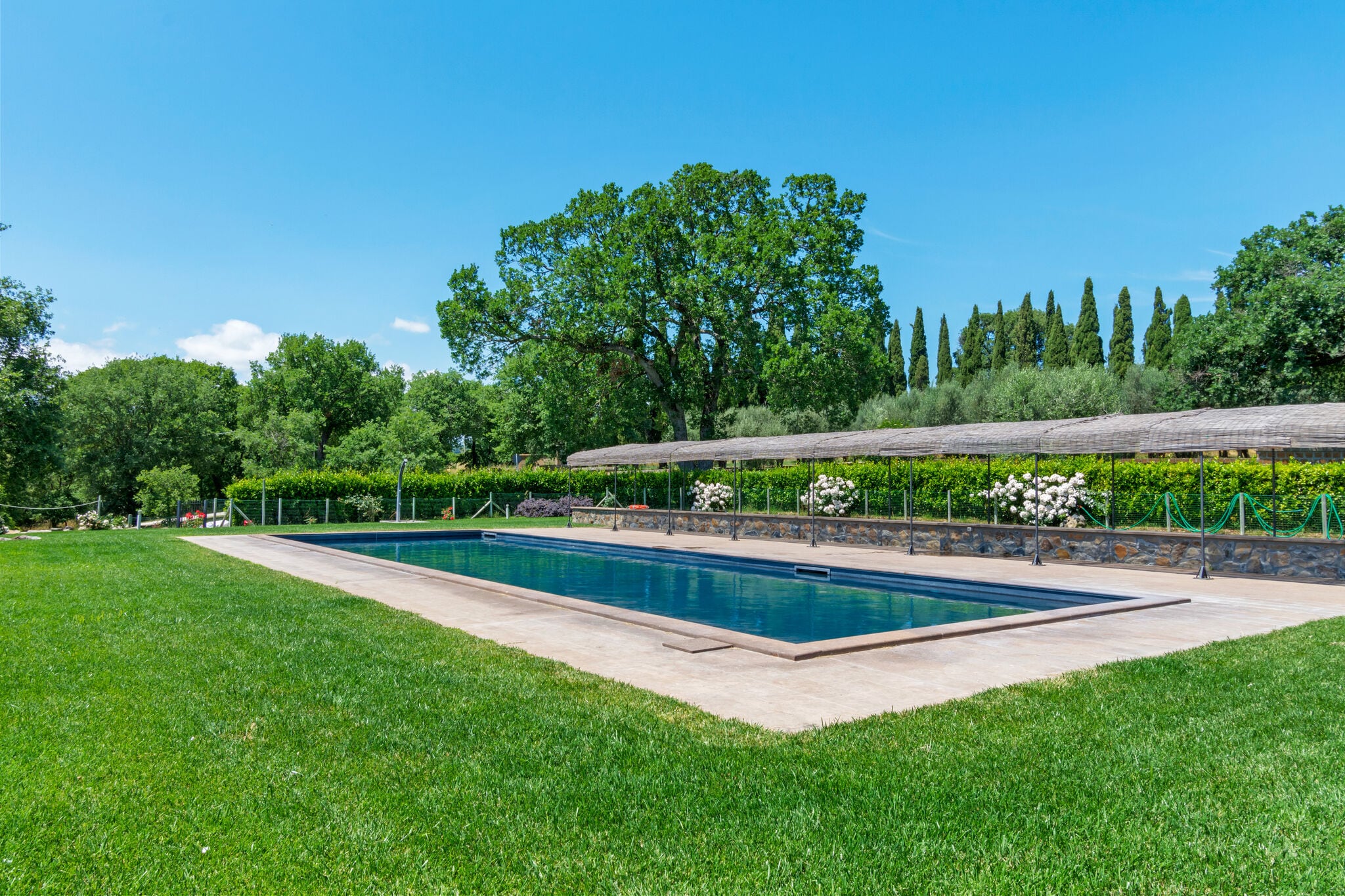 Schönes Ferienhaus mit Swimmingpool in Bolsena
