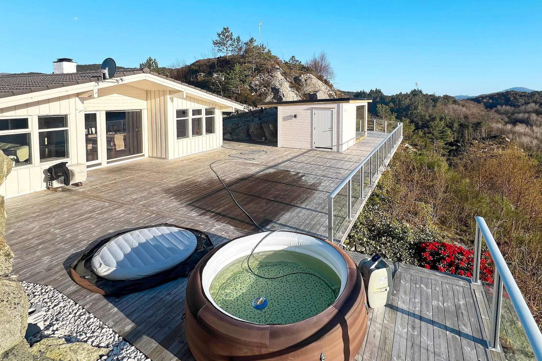 12 Personen Ferienhaus in Fitjar - Wellnessbereich