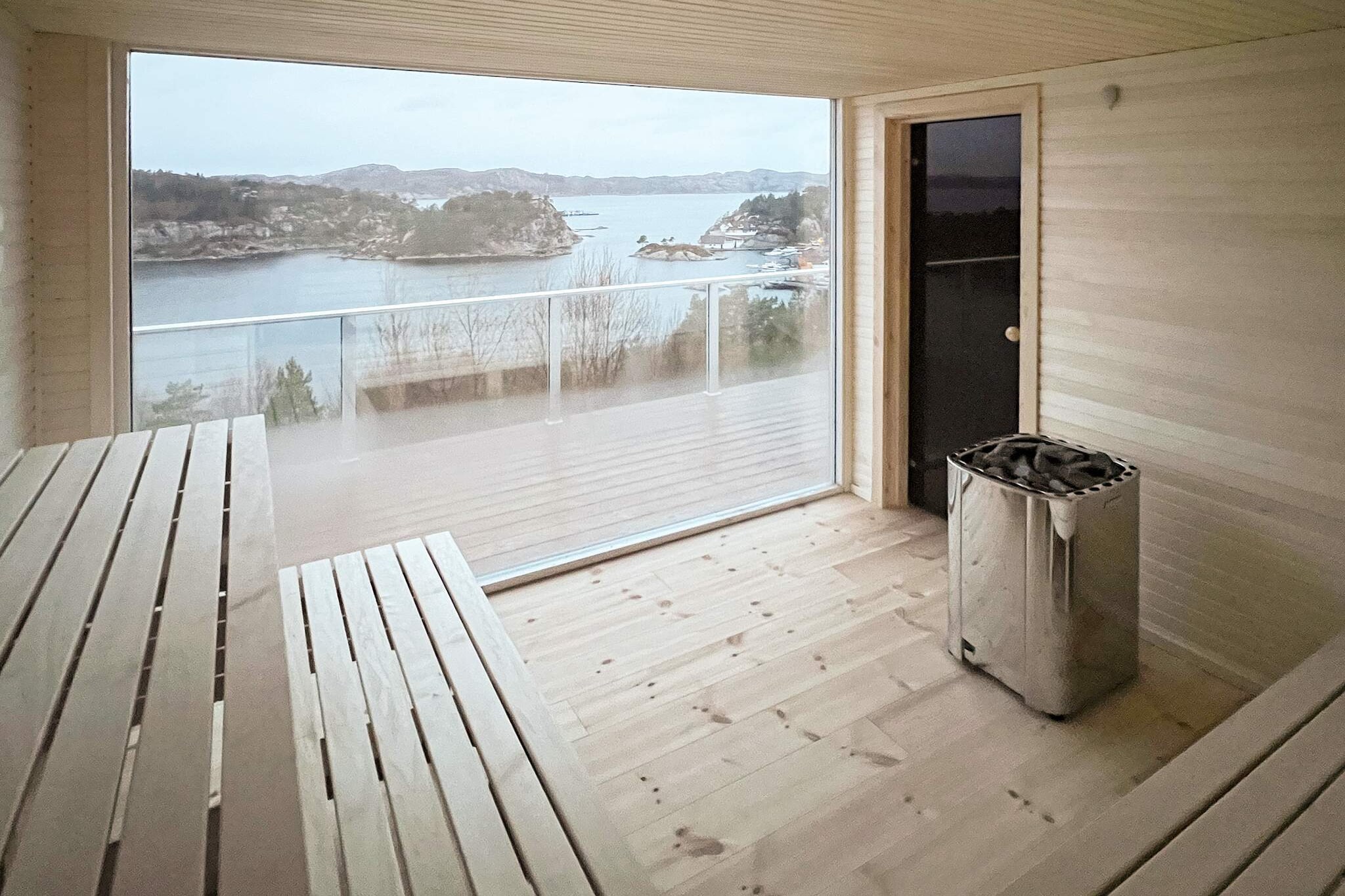 12 Personen Ferienhaus in Fitjar - Sauna