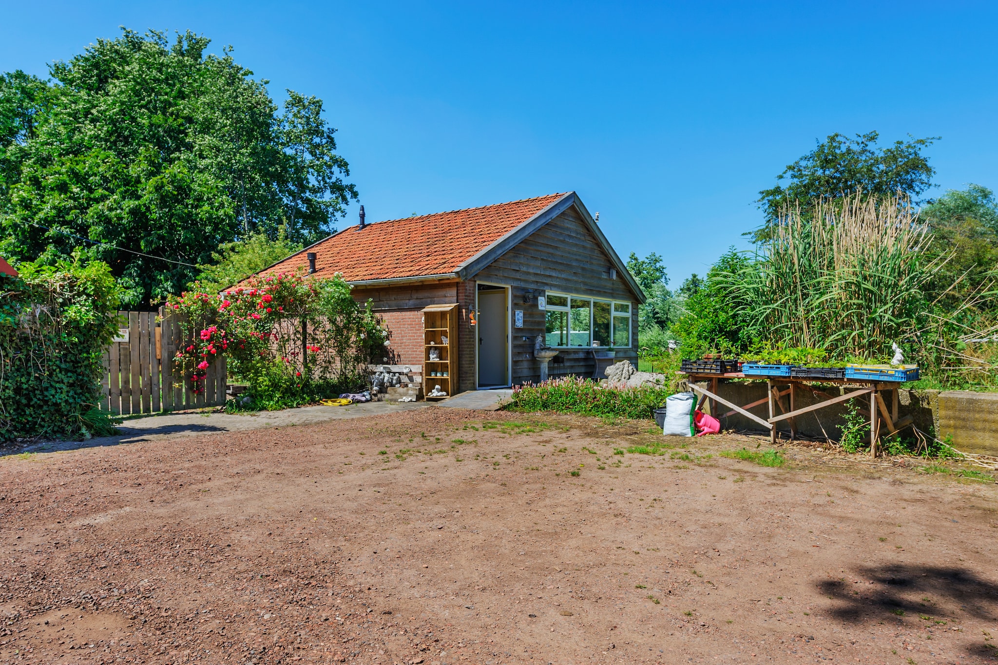 Farmhouse in Eastermar near De Leijen River