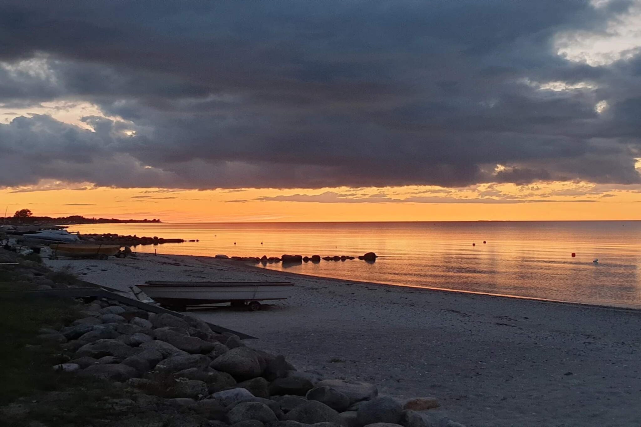 Seaside Serenity at Hasmark Beach-By Traum-Water view