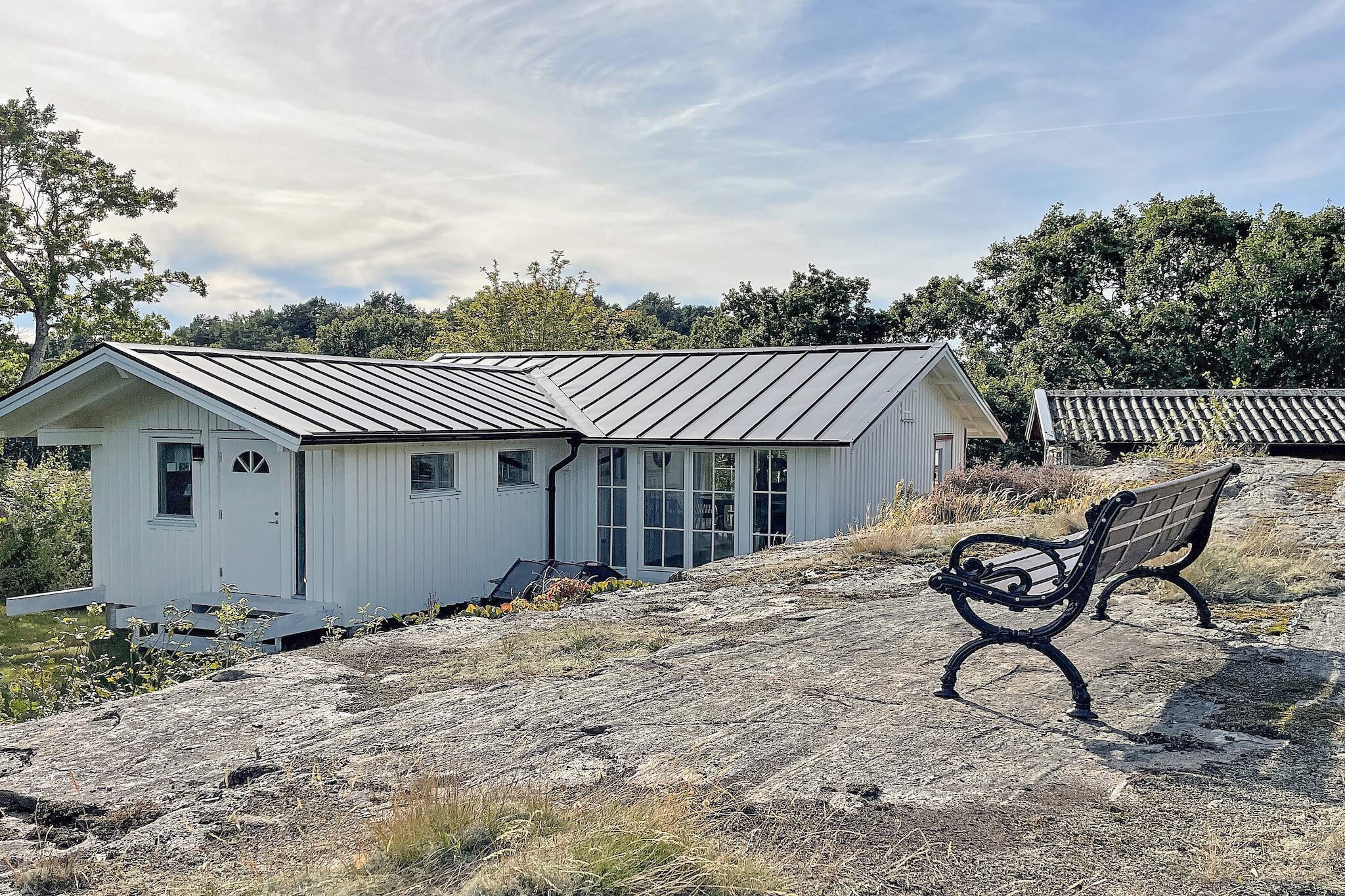 Magical Seaside Retreat on Tjorn-By Traum