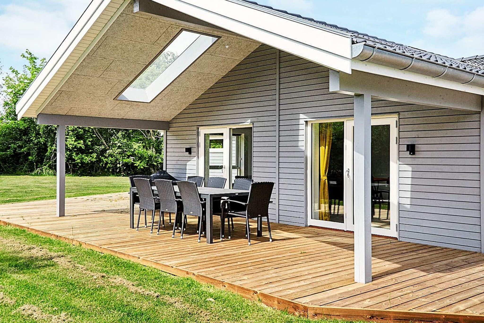 Holiday home with whirlpool located in a quiet holiday home area by Kelstrup Strand, close to the water. There is an open kitchen in connection with dining arrangements and a living room. TVs are without channels, bring your own Chromecast or similar. The house has four bedrooms, one of which sleeps four. Two bathrooms with shower, one with whirlpool for 2 people. Underfloor heating throughout the house and heat pump. Direct exit from the living room to 25 m2 large, covered wooden terrace with glass part, where all the day's meals can be eaten and even the late and cool summer evenings can be enjoyed. On the open terrace, the sun can be enjoyed in one of the house's sunbeds. On the large lawn there is room for ball games and play. In a short distance to smaller sand and pebble beach. Not for rent to youth groups.
A refundable deposit might be charged closer to your check-in date. This deposit covers utilities consumed during your stay and any additional services that may be taken. The final amount will be adjusted based on actual meter readings, actual usage of extra services, and any remaining balance will be refunded within 21 days after checkout.