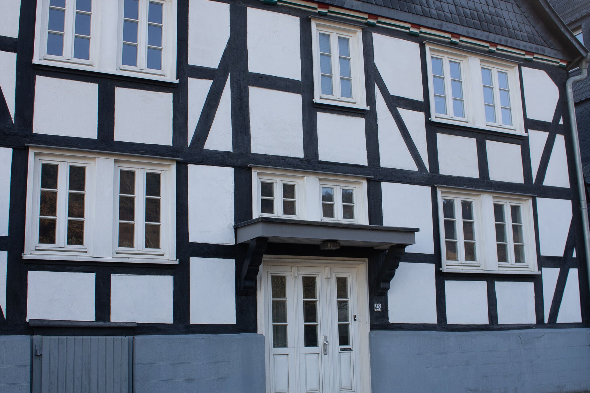 Großes Ferienhaus in Winterberg-Silbach mit Holzofen, Sauna, Garten und Terrasse