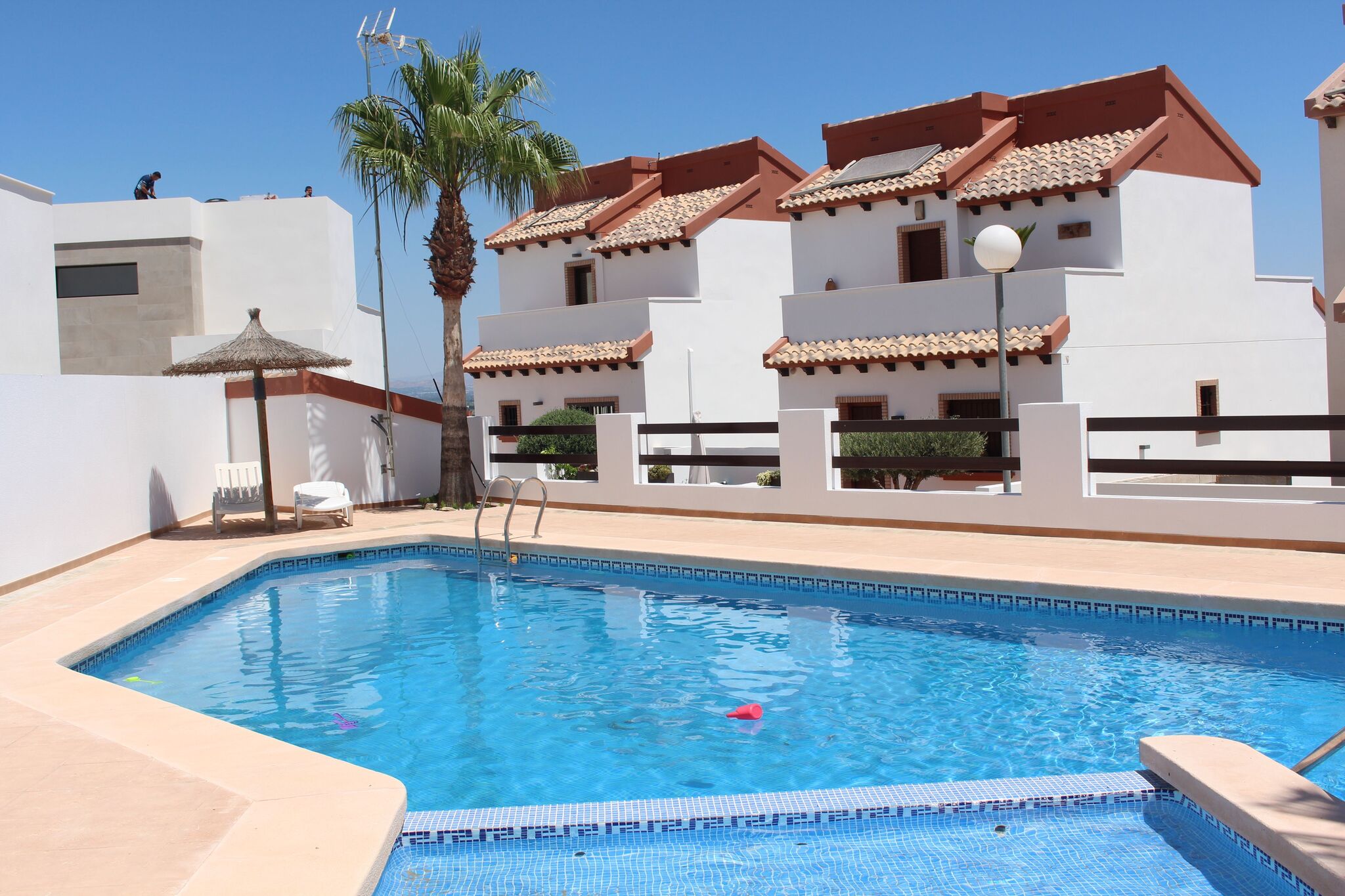 Heerlijke villa in Rojales met een gedeeld zwembad