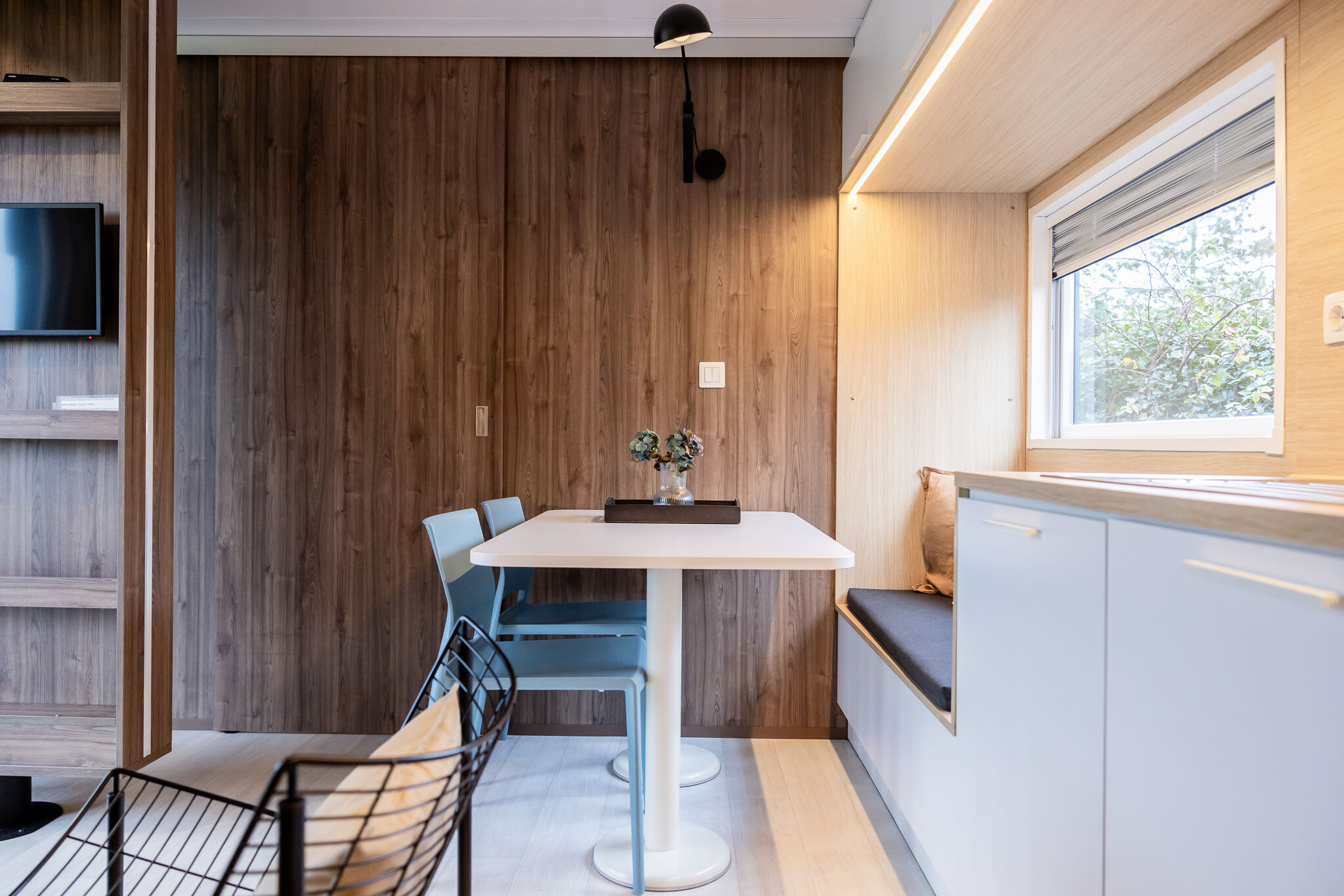 Modern chalet met 2 badkamers in Friesland
