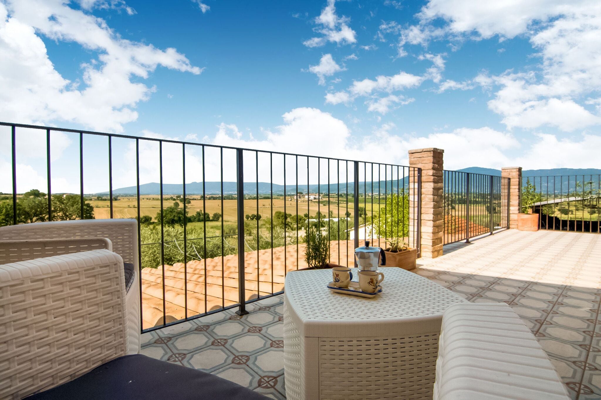 Nice apartment in Cortona with view and private terrace