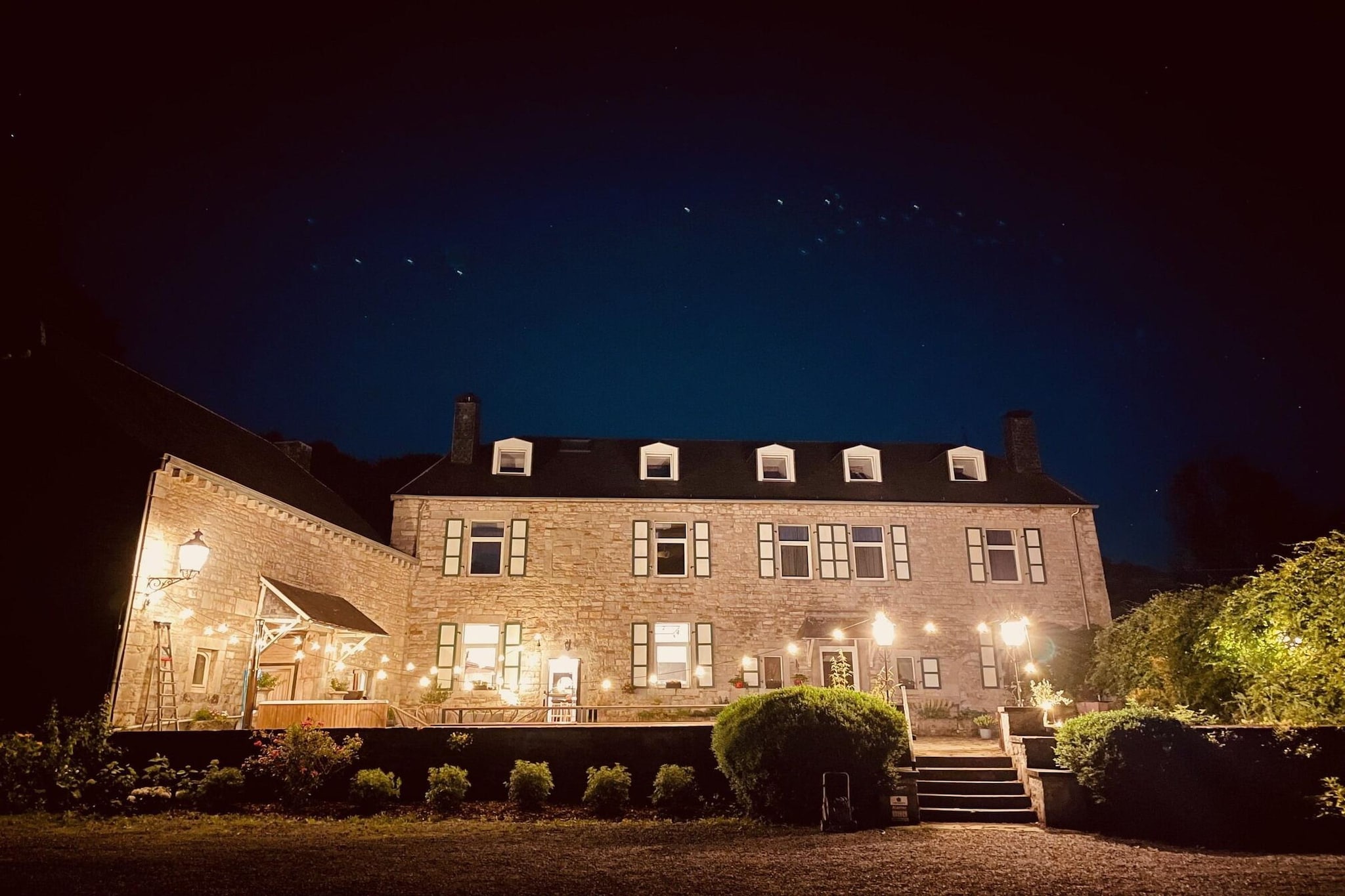 Château de Férot-Buitenkant zomer