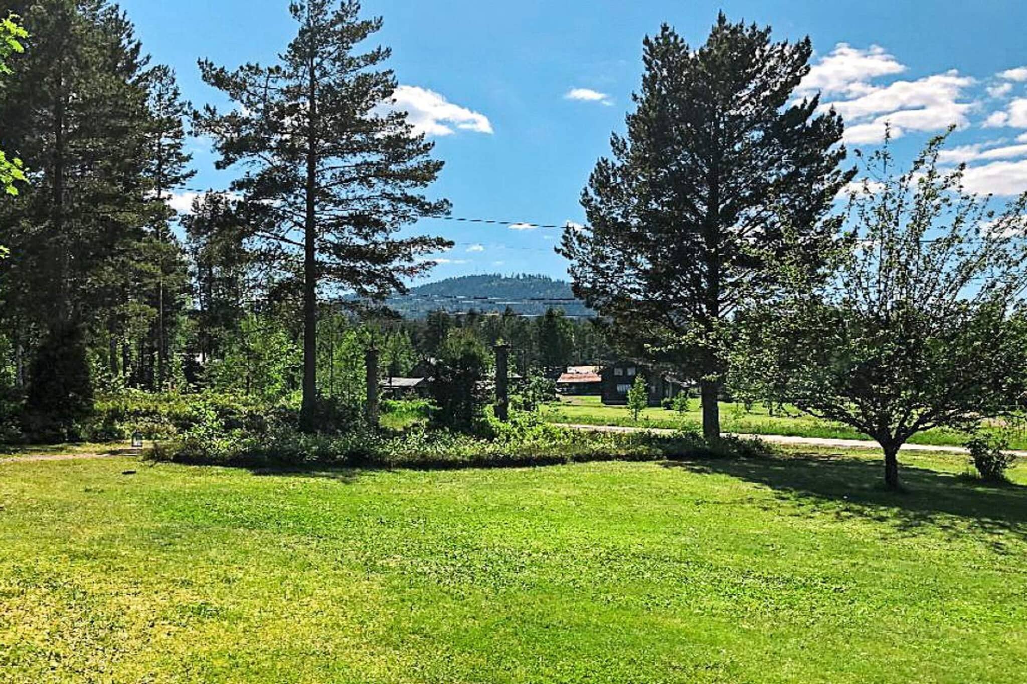 Gemutliches Ferienhaus in Gesunda-By Traum - Im Freien