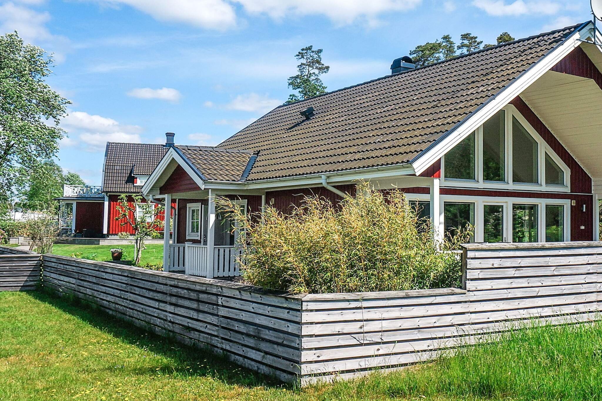 In the middle of the small community of Unnaryd, close to baths, small shops, and a nature reserve is this nice house. The house is adjacent to a larger road with a lush garden and is fenced with fence for privacy. The sun terrace offers a wonderful evening with barbecues. In the garden there is a lovely lawn, swings, little trees and shrubs. Lawn mowing may occur during the stay. The house is nicely decorated in a mixed modern style. In the entrance there is a large spacious hall with open floor plan. Directly to the left is the laundry room with washing machine. In the next door to the left is a WC with shower. Straight ahead is a bedroom with a double bed 160 cm. There is also a door out to the back of the garden. The kitchen is integrated with the living room. White, light and well-planned. Large and spacious living room with sofa, TV and a cozy fireplace. There is an exit to the terrace with outdoor furniture and barbecue. To the right from the entrance is a staircase going up to the second floor. There is a small family room, which is perfect for children to sit and play. Upstairs there are two bedrooms with a double bed 160 cm in each room. In the cloakroom upstairs there is, for example, an extra mattress and high chair. Visit Brunnsbacka Sawmill Brunnsbacka Sawmill or Bonadsmuseet for the southern Swedish painting mill. It is only about 40 km to Halmstad's nice summer town and about 45 km to Falkenberg. If the shopping desire wakes up, Sweden's largest visitor destination is GeKÃ¥s in Ullared, about 50 minutes drive away. Here is everything you can imagine and a little extra and cheap it is too. The nearest golf course is RydÃ¶ GK. Welcome!