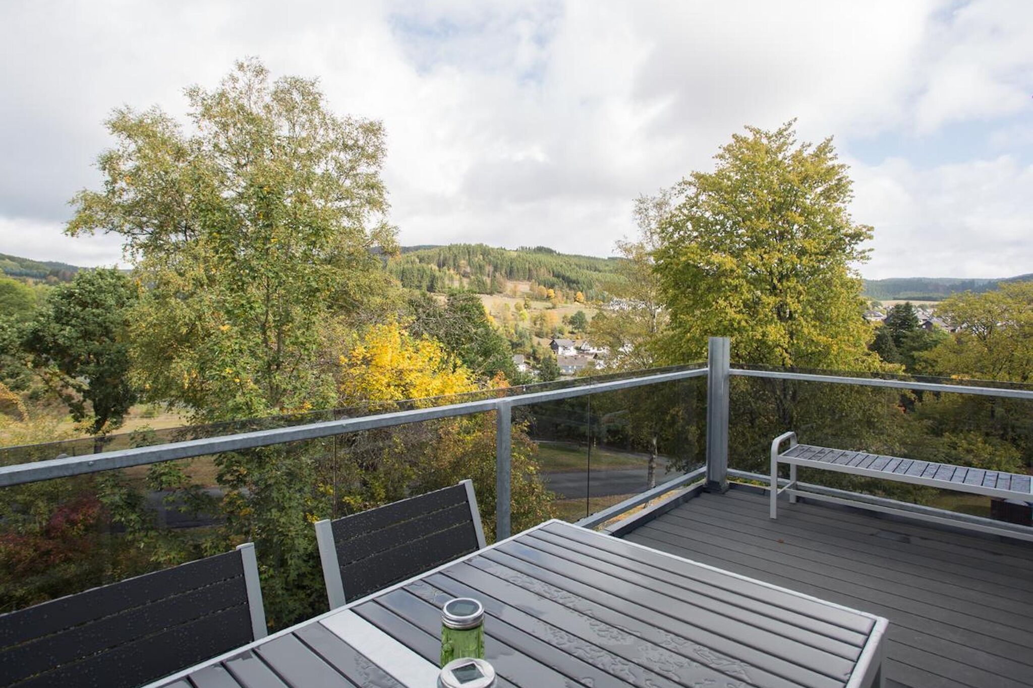 Charmant vakantie-appartement in Winterberg met balkon en gebruik van de sauna