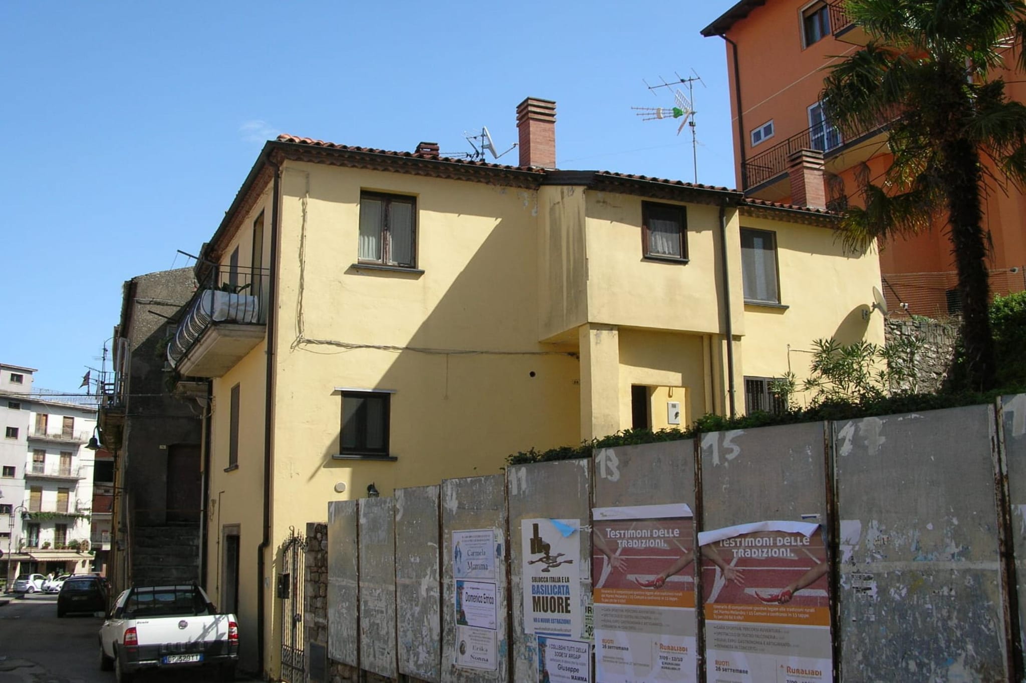 Exterior Summer
