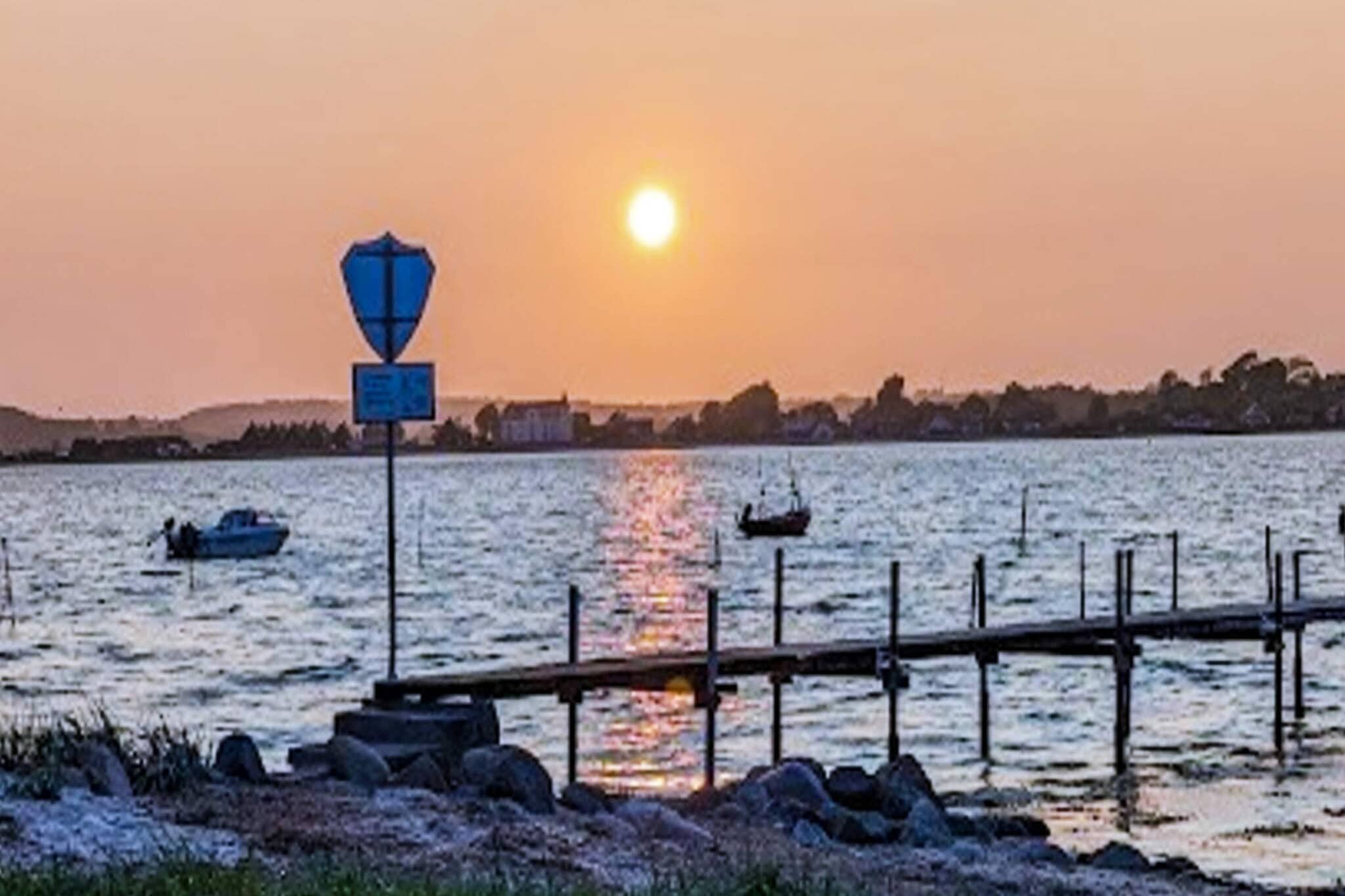 Gerenoiveerde Toevlucht in Hejlsminde-By Traum-Waterzicht