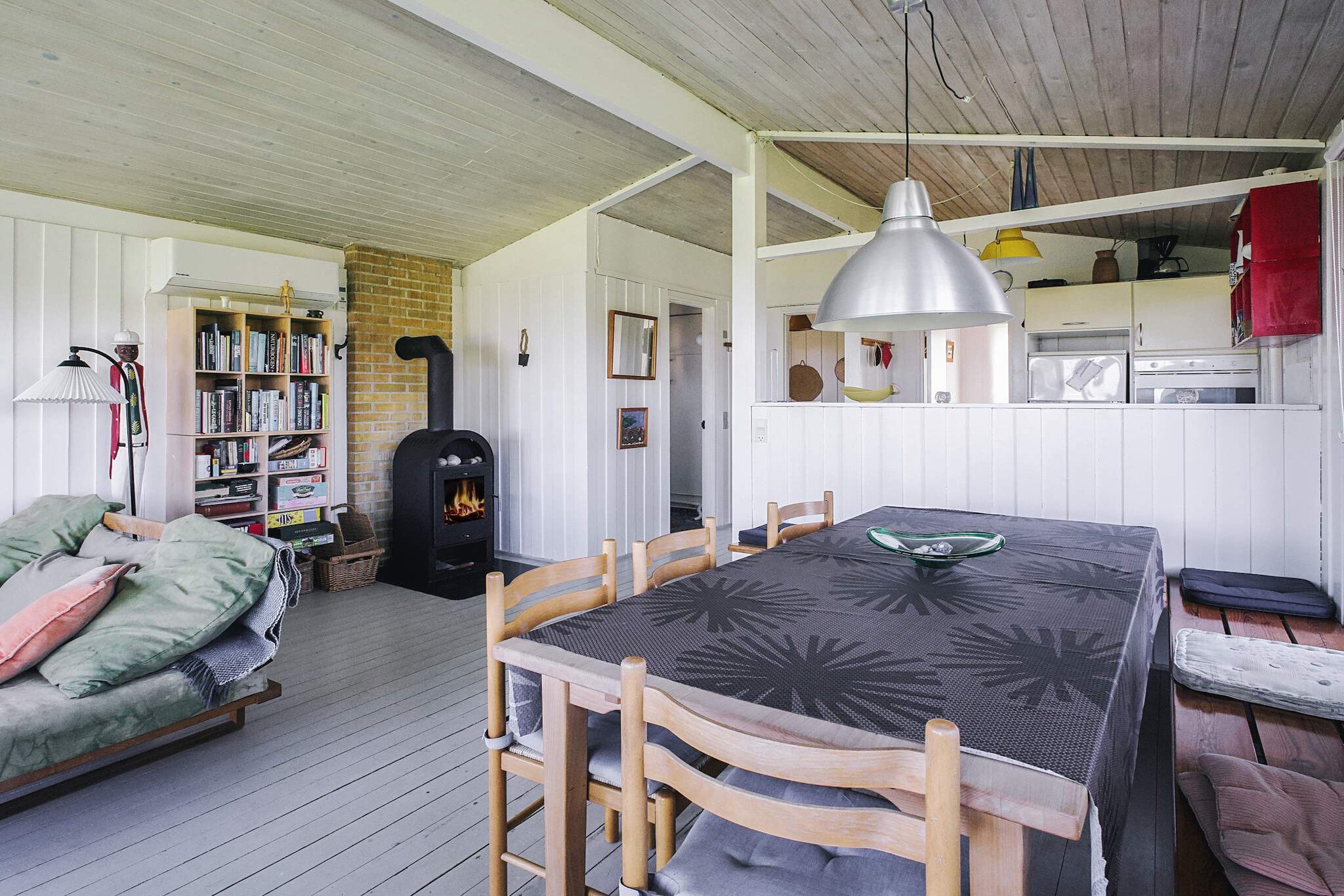 Seaside Serenity at Lumsas Retreat-By Traum - Indoor