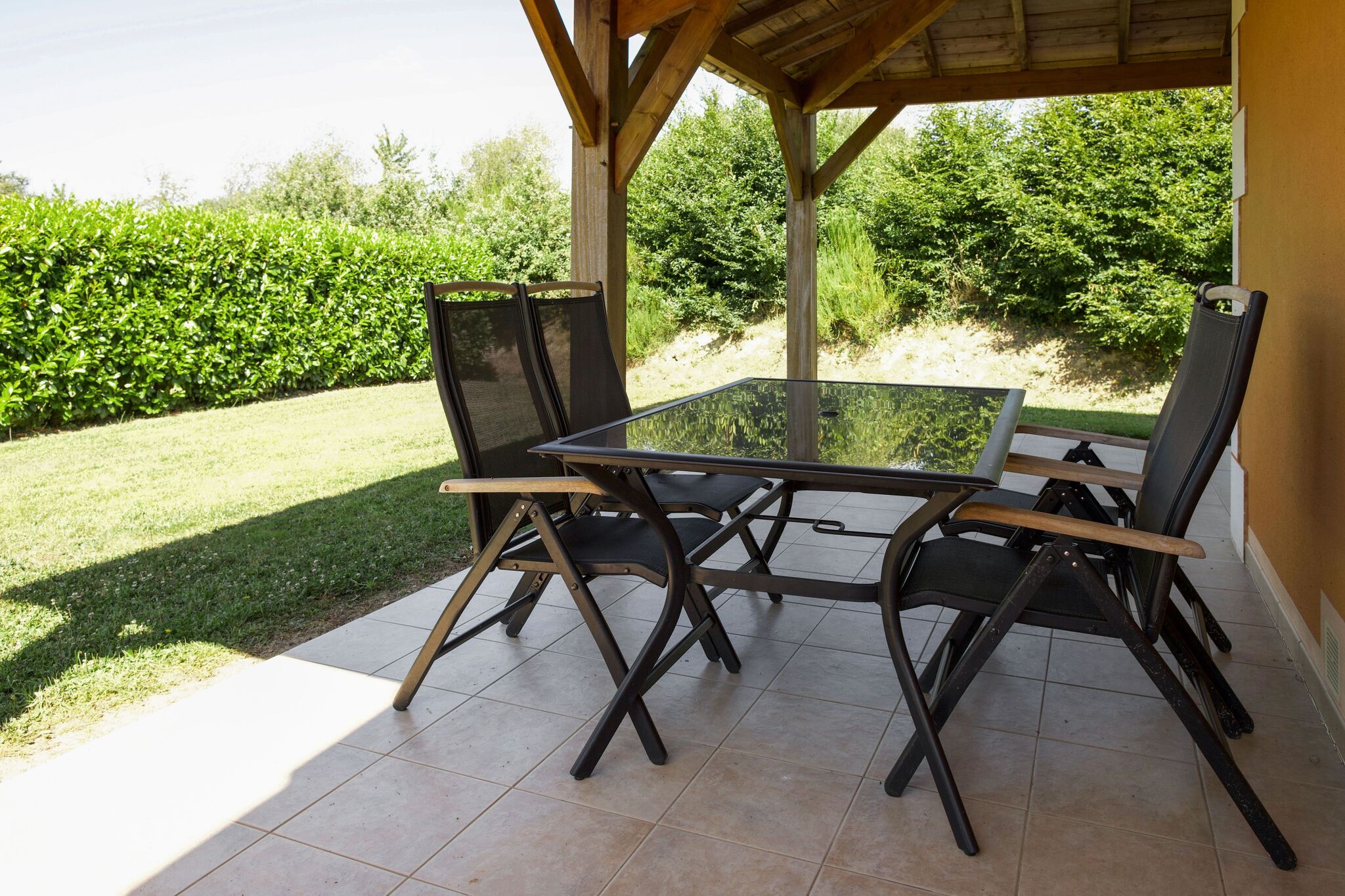 Ferienhaus mit Gartenblick in Les Forges mit Terrasse