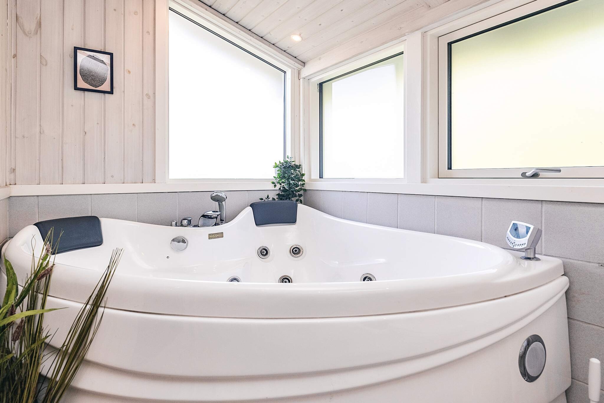 8 person holiday home in Væggerløse