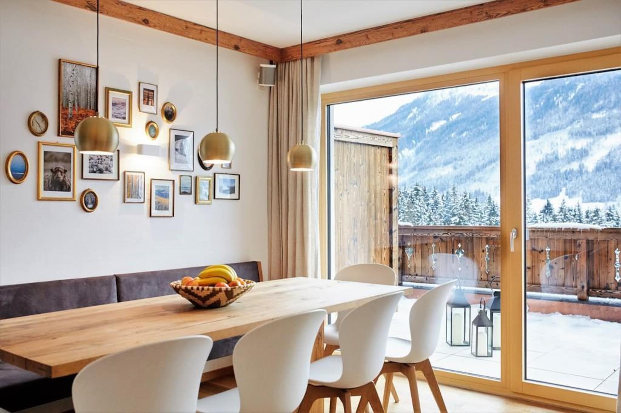 Nationalpark Chalet Gamsmutter-Dining room