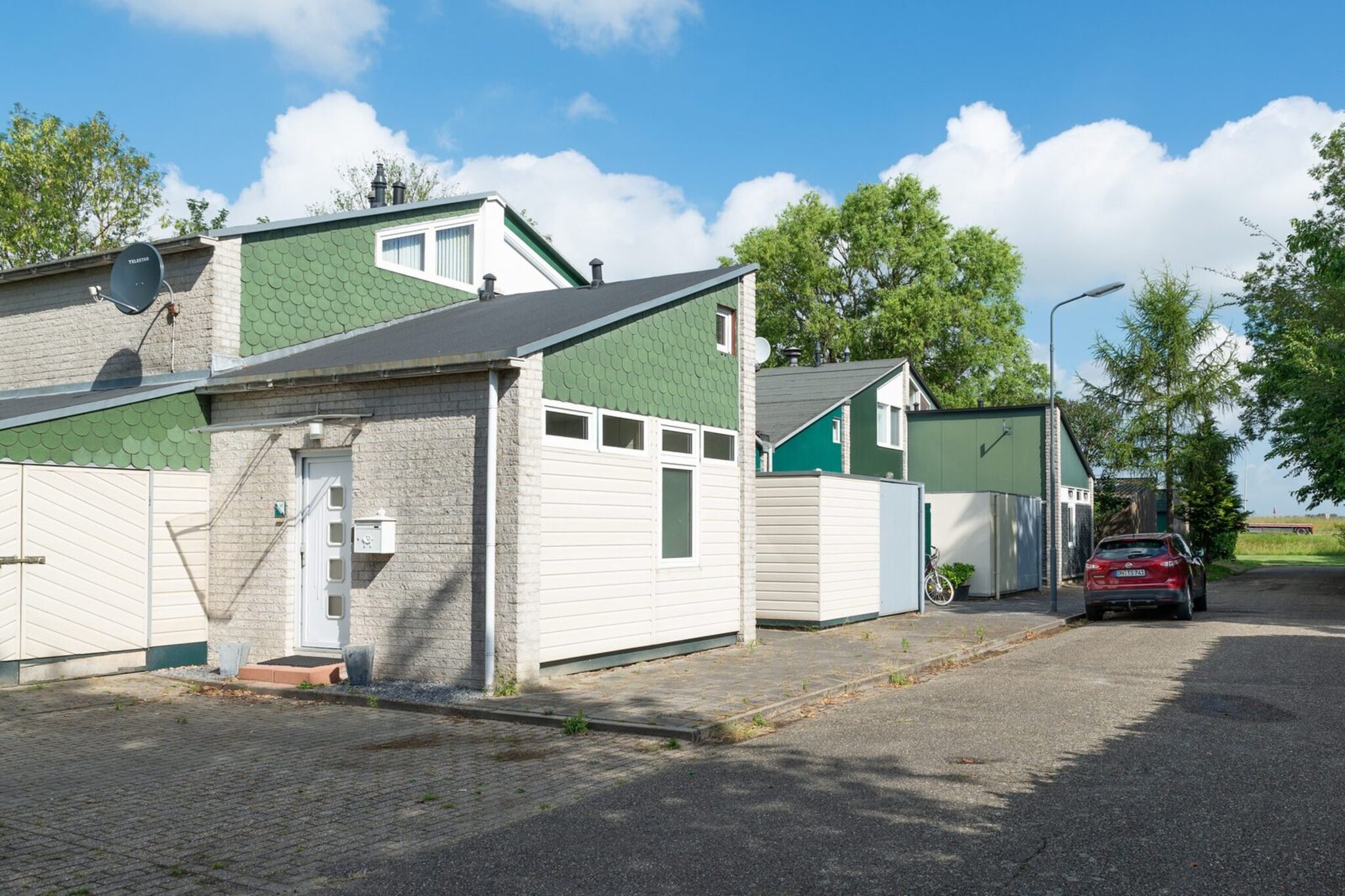 Exterior Summer