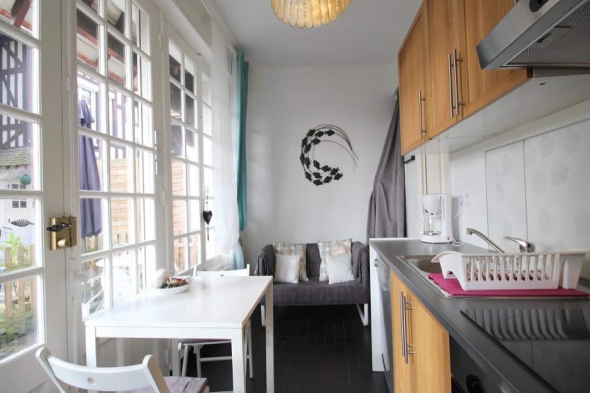 Le Petit Marais-Kitchen