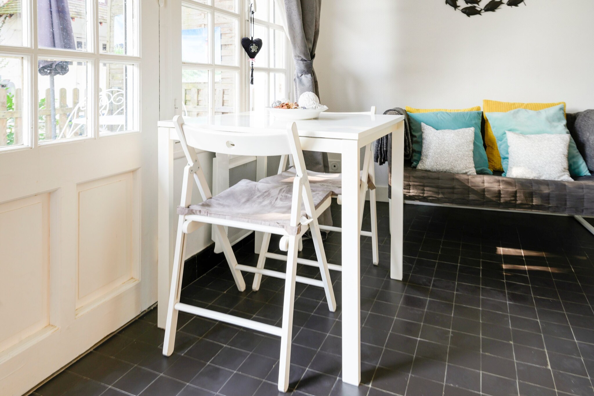 Le Petit Marais-Living room
