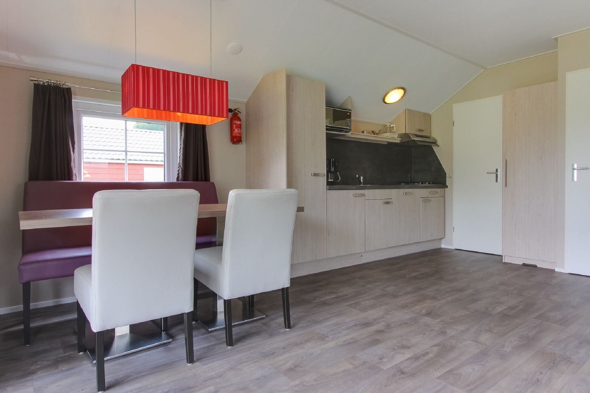 Cozy cottage with dishwasher, Utrecht at just 20km