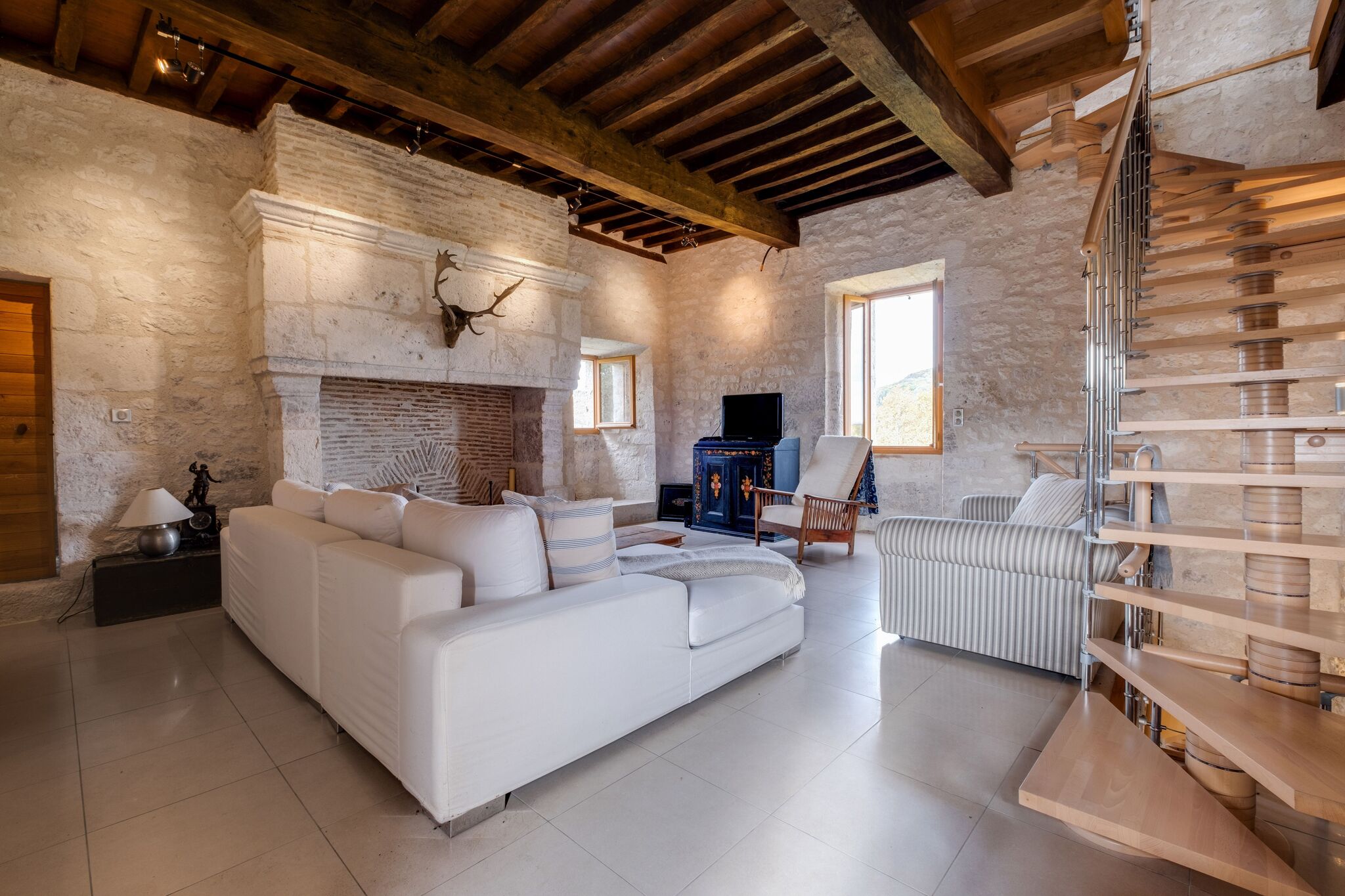 Cozy Cottage in Penne-d'Agenais with Private Pool