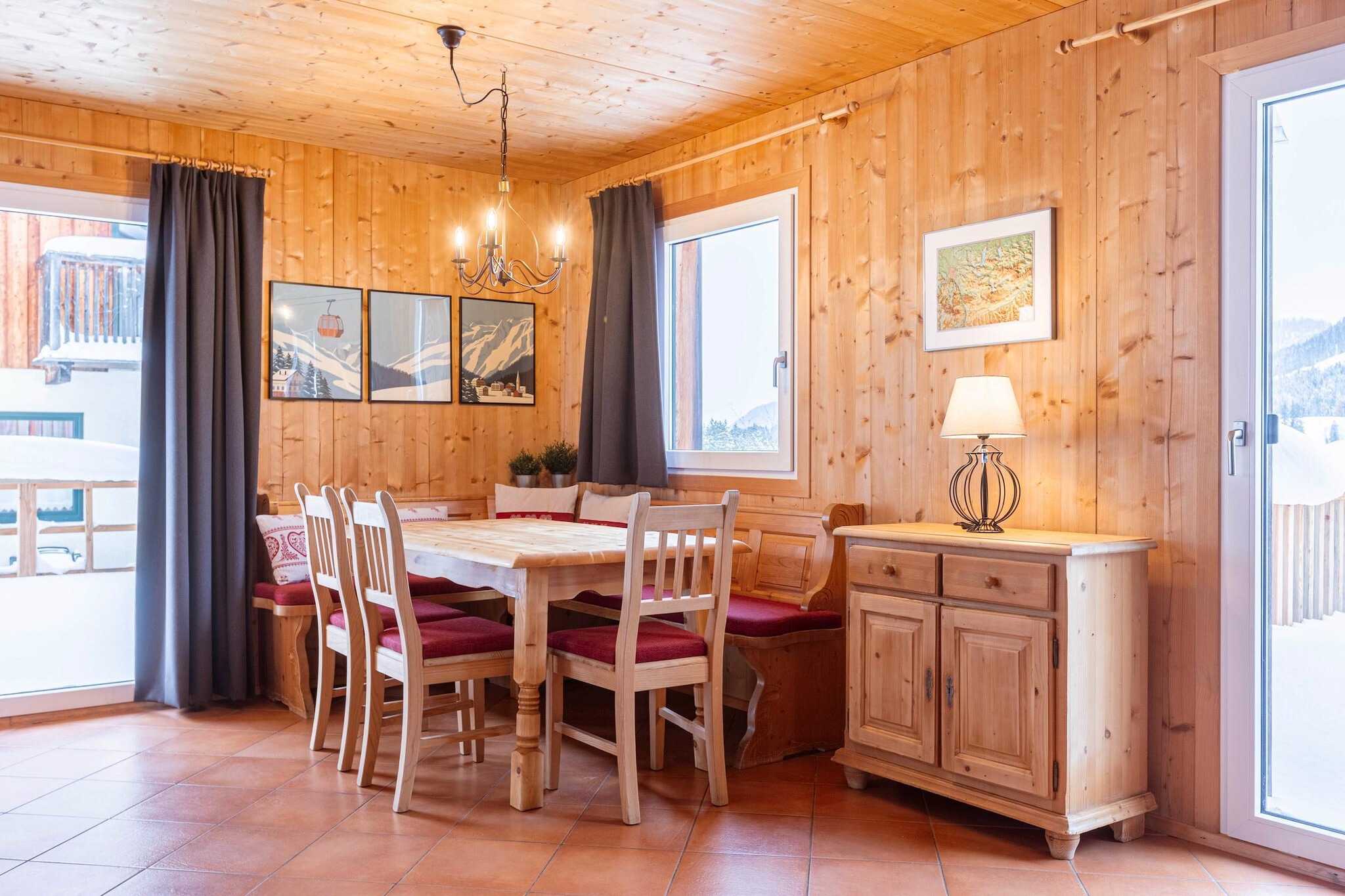 Alpendorf Dachstein West 6-Eetkamer