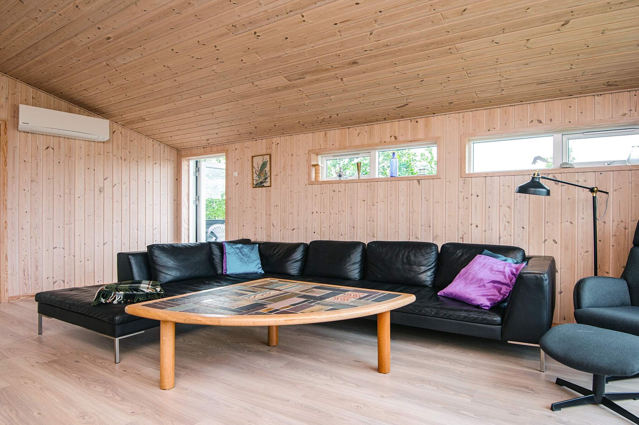 Scandinavische oase aan het meer-By Traum-Binnen