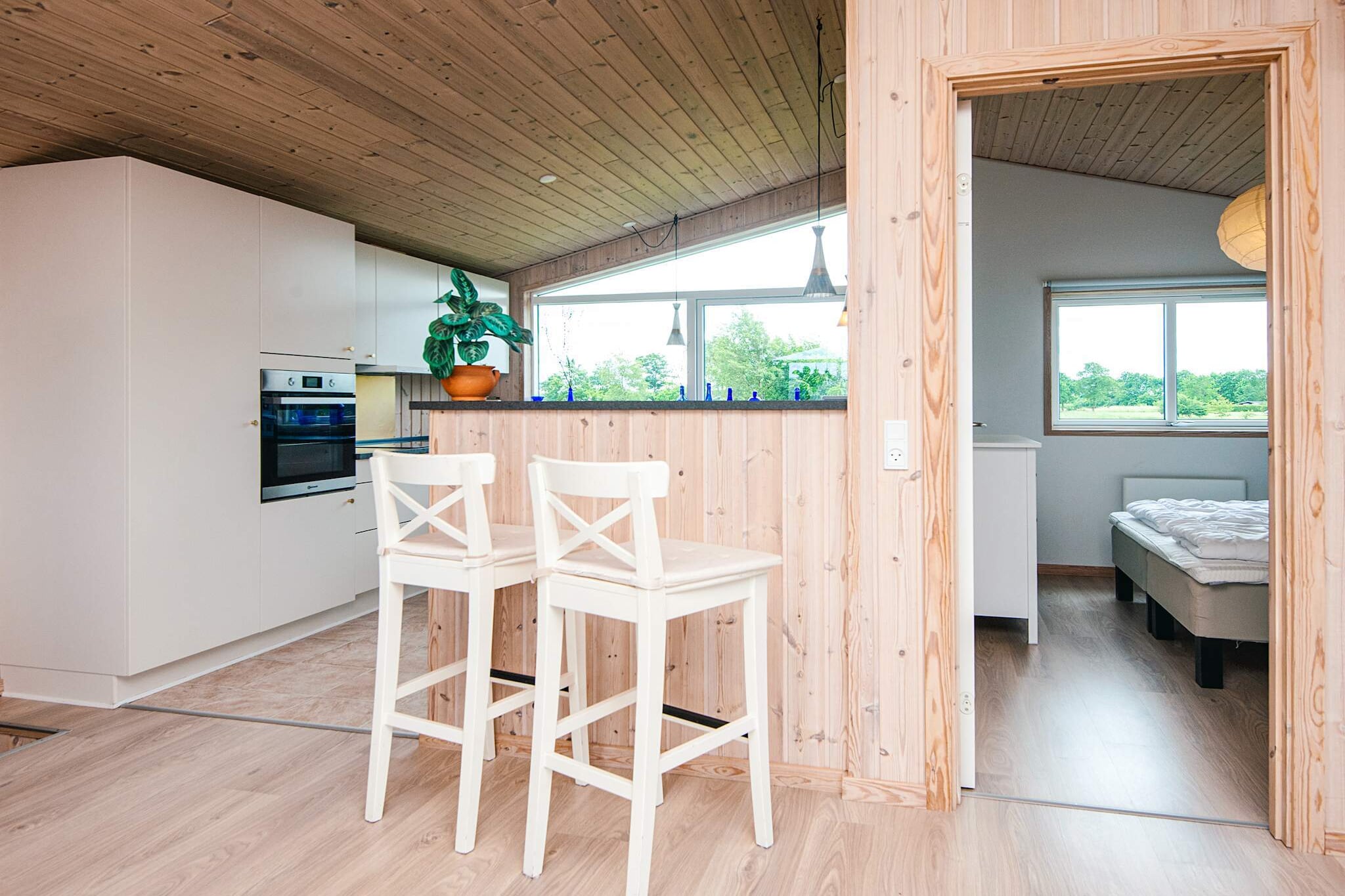 Scandinavische oase aan het meer-By Traum-Binnen