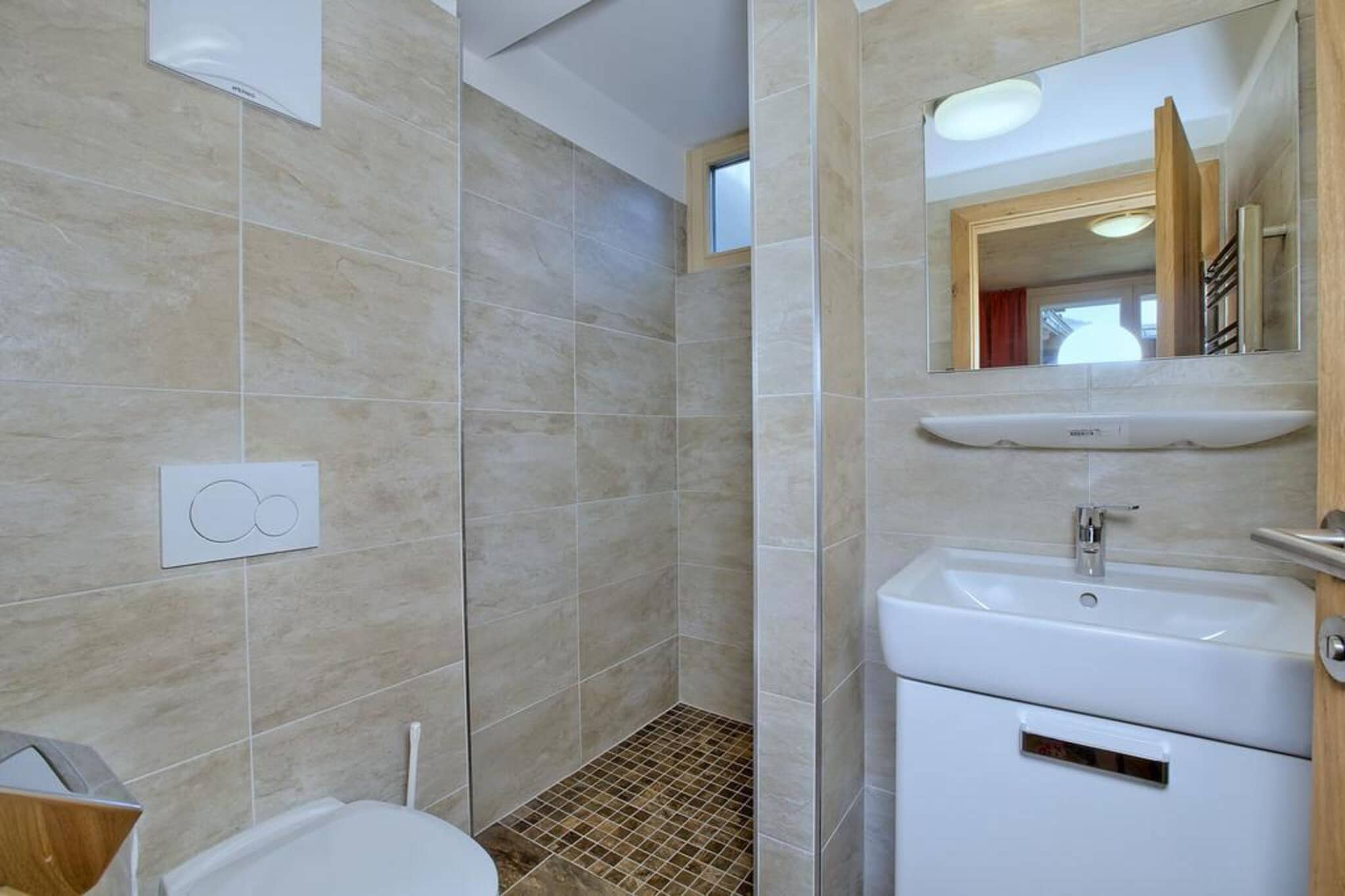 Wildkogel Appartement C - Badkamer