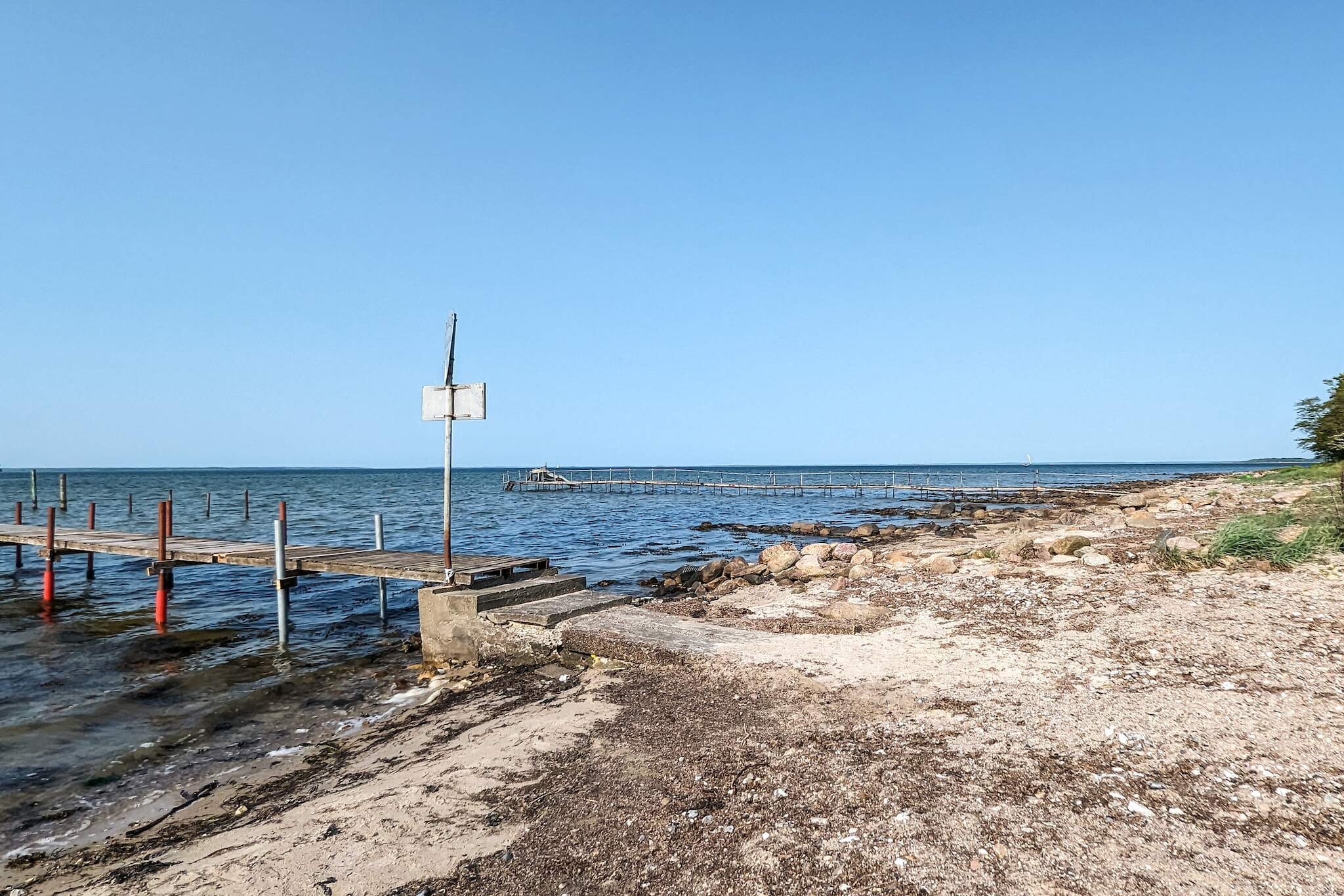 Panoramisches Strandrefugium-By Traum-Wasserblick