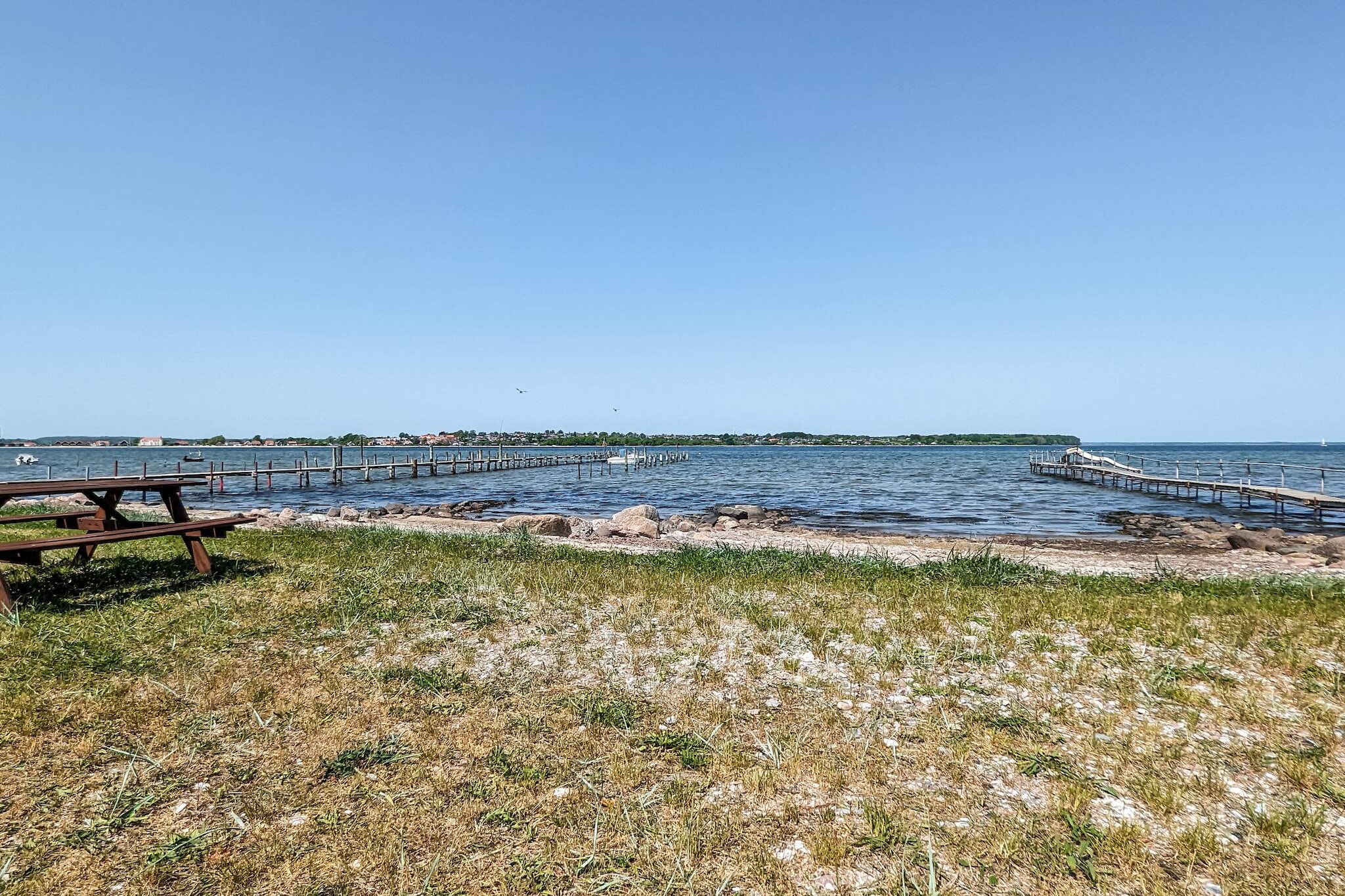 Panoramisches Strandrefugium-By Traum-Wasserblick