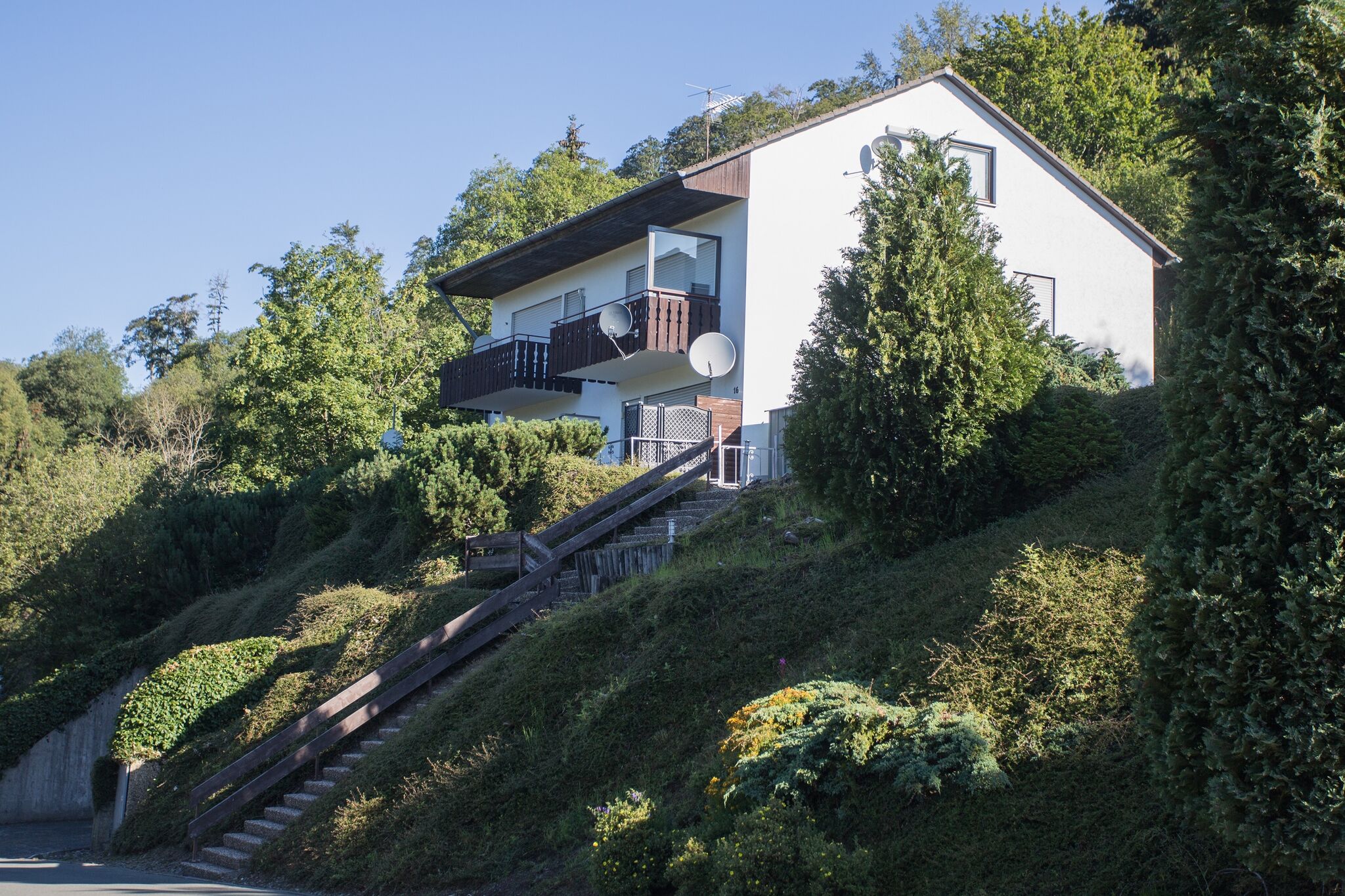 Gemütliche Ferienwohnung mit Terrasse in Niedersfeld