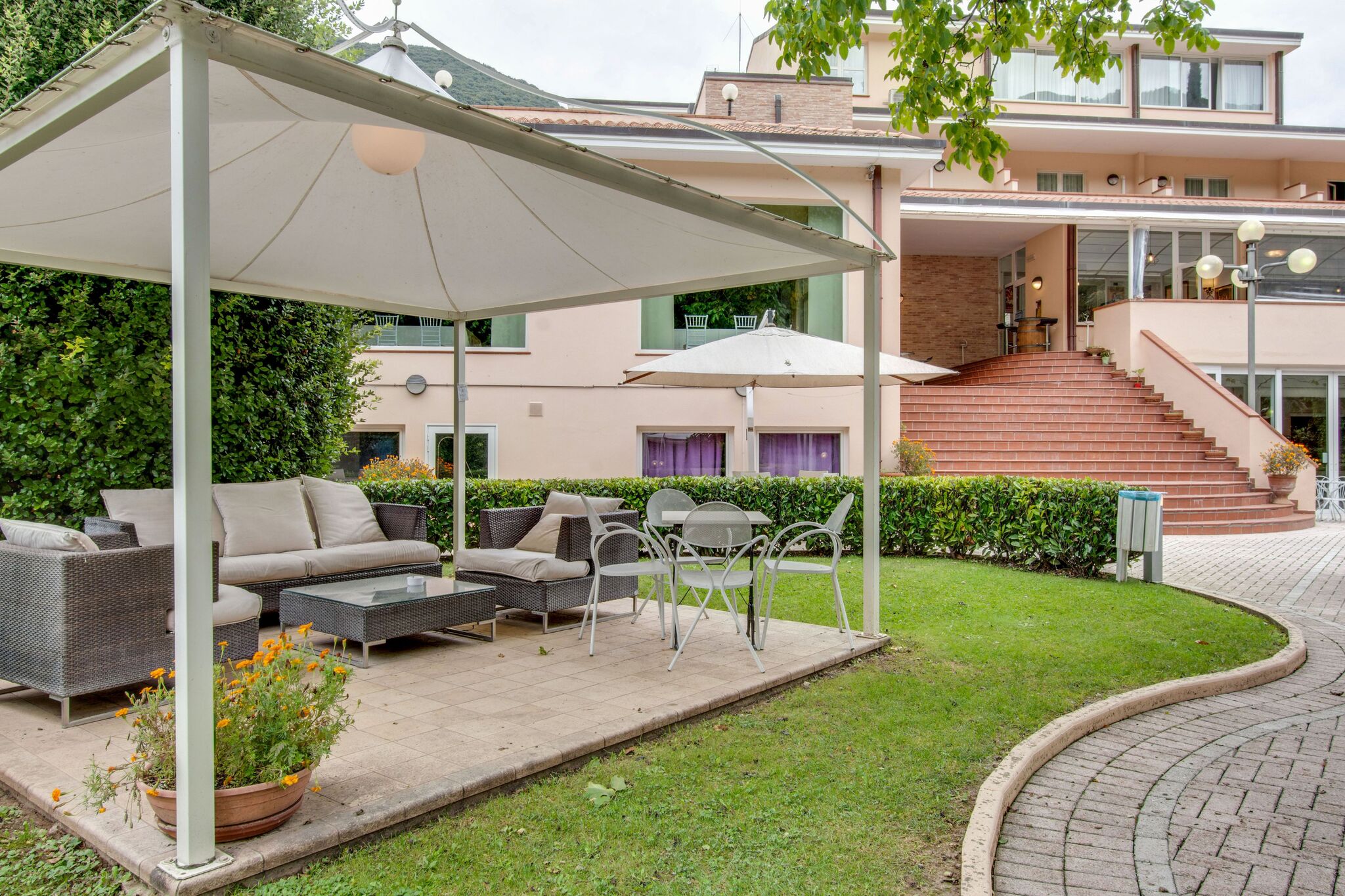 Geschmackvolles Ferienhaus in Folignio mit Garten
