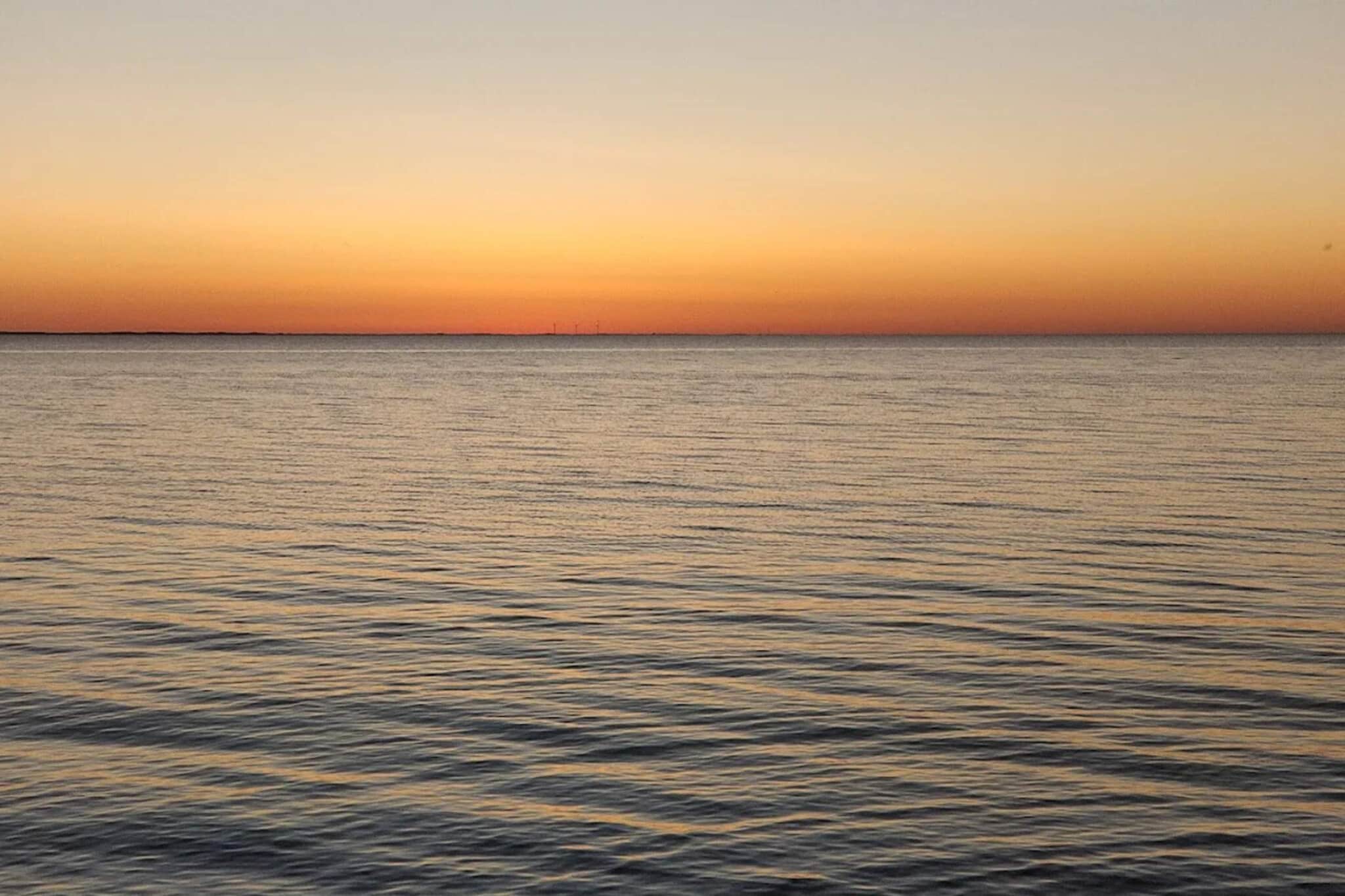 Rustiek toevluchtsoord bij Hemmet Strand-By Traum - Waterzicht