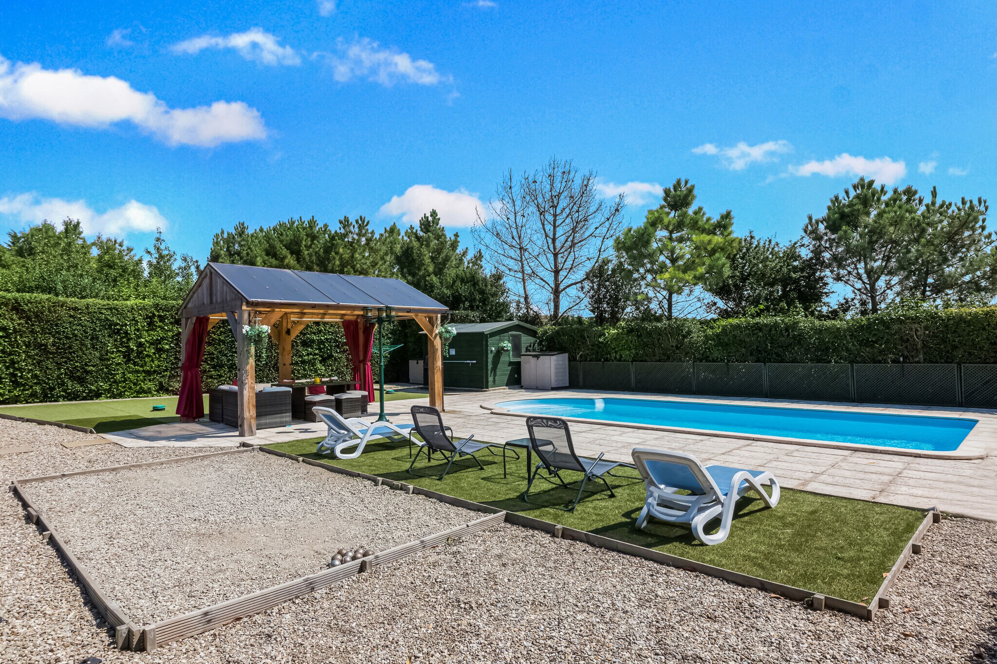 Heerlijke villa in Cambieure met een verwarmd privézwembad
